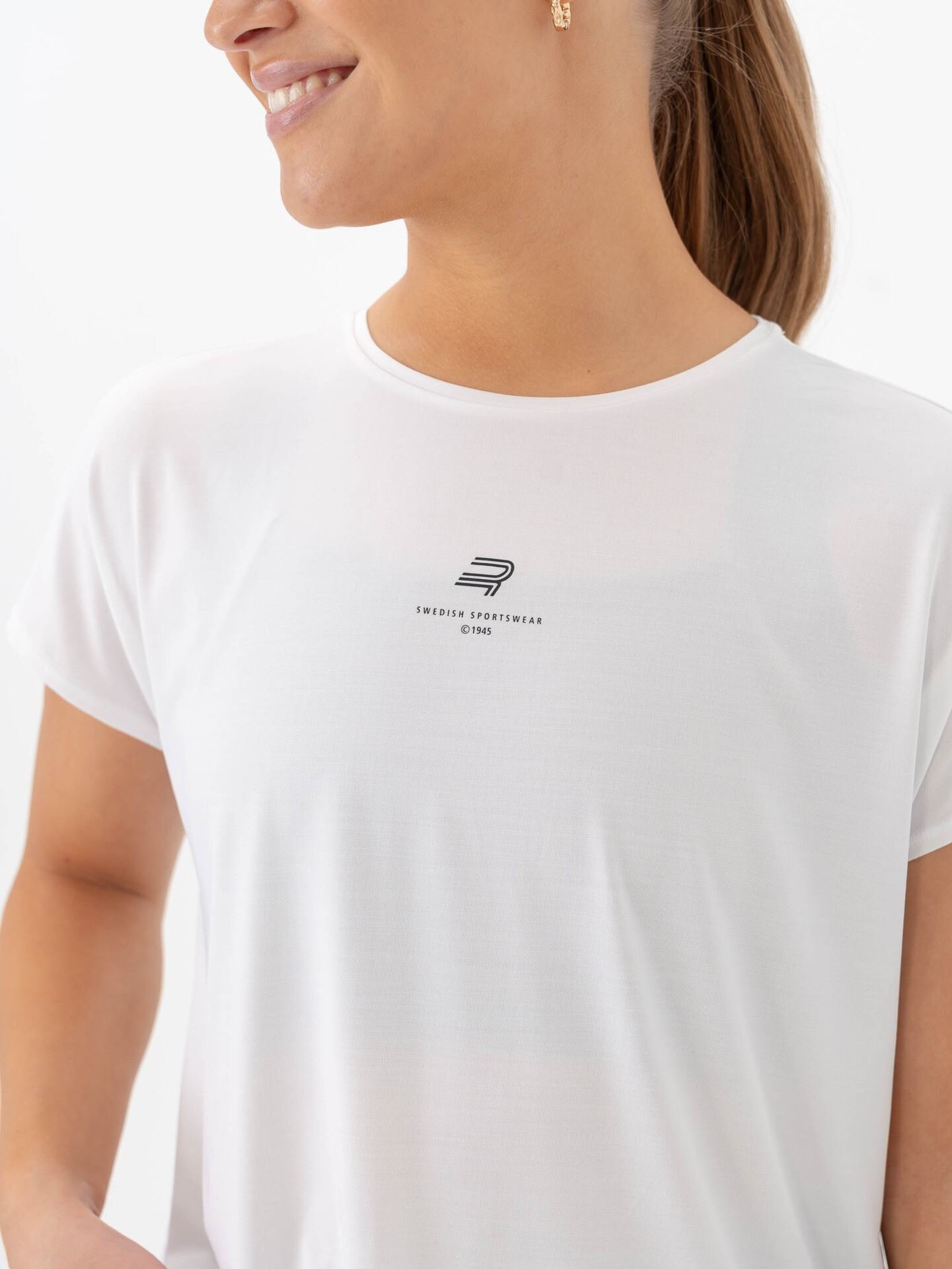 Motion Loose Tee