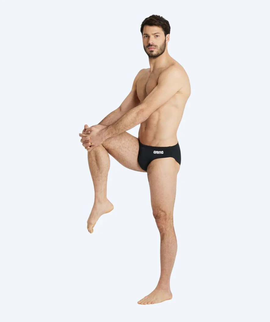 Arena trekantede badebukser til mænd - Team Solid - Sort