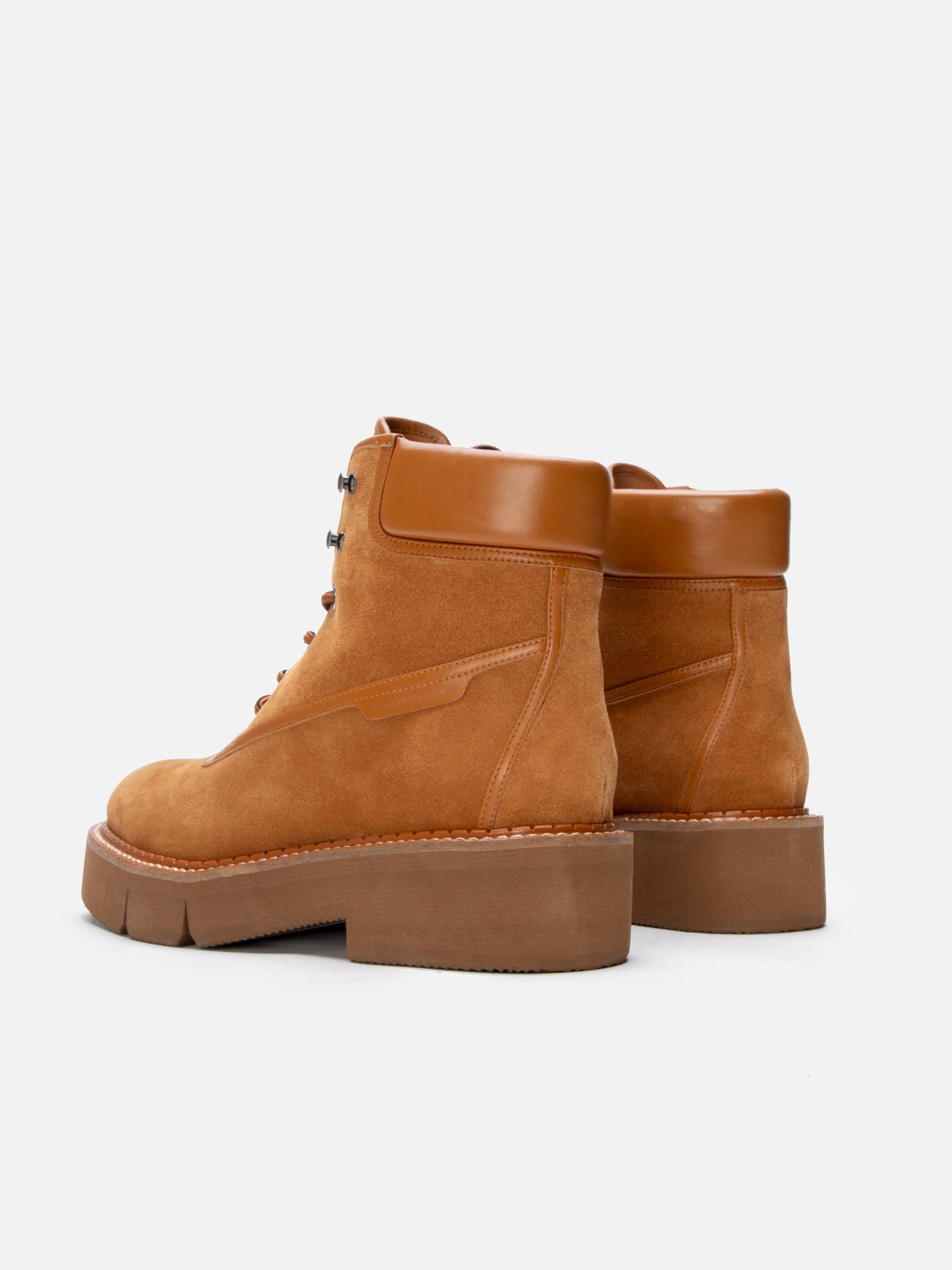 CRUSH, suede bush