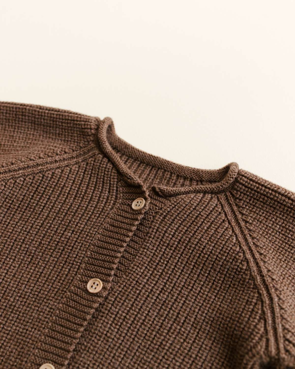 Ullcardigan Baby – 100% Merino, Ubehandlet Ull | Cardigan Inga