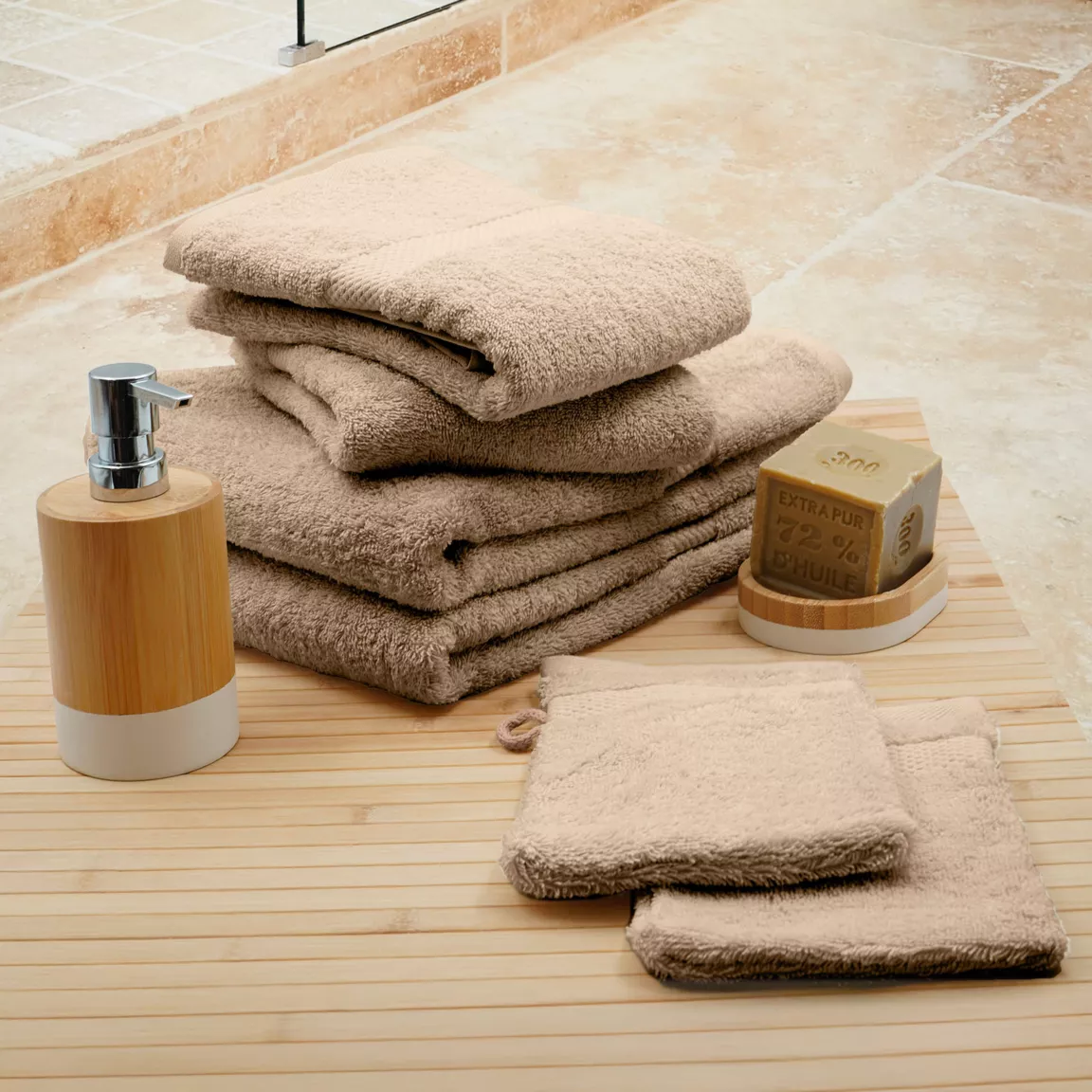 Lot de serviettes de bain 50x90 cm x2 + serviettes 70x130cm x2 + gants de toilette x2 Elegance Noisette