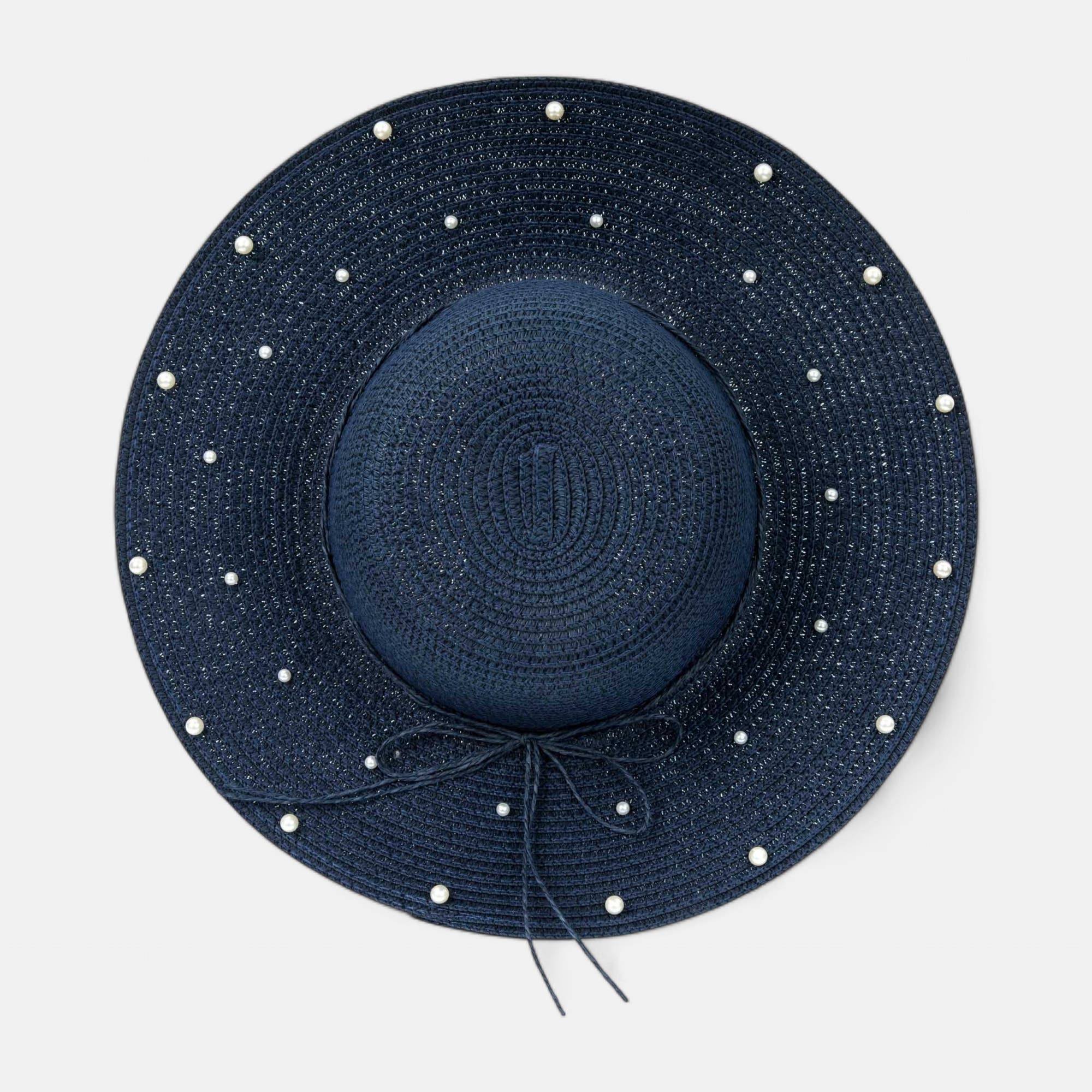 Chapeau bleu marine