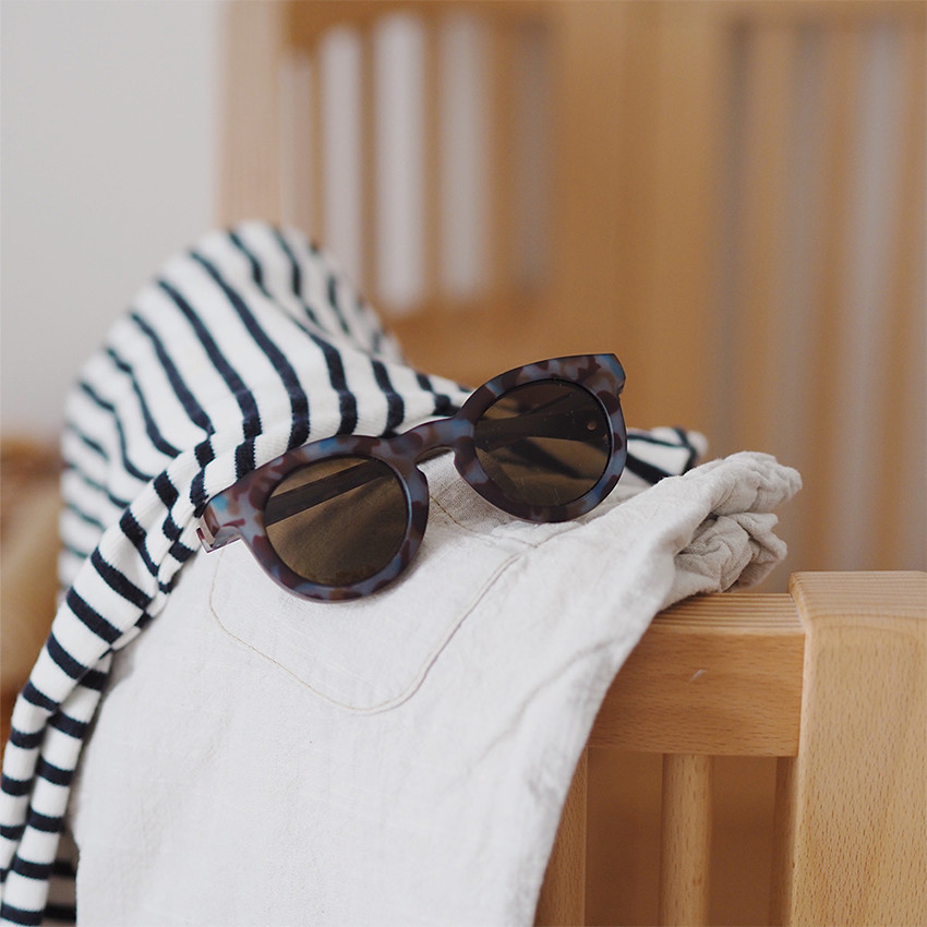 Lunettes de soleil avec cordon 2-4 ans Happy blue tortoise