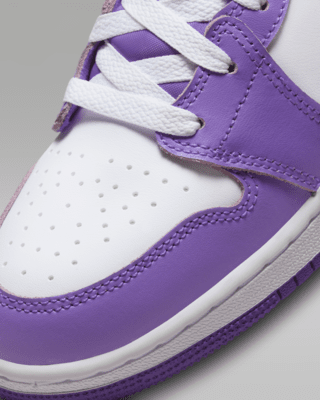 Air Jordan 1 Mid Older Kids' Shoes