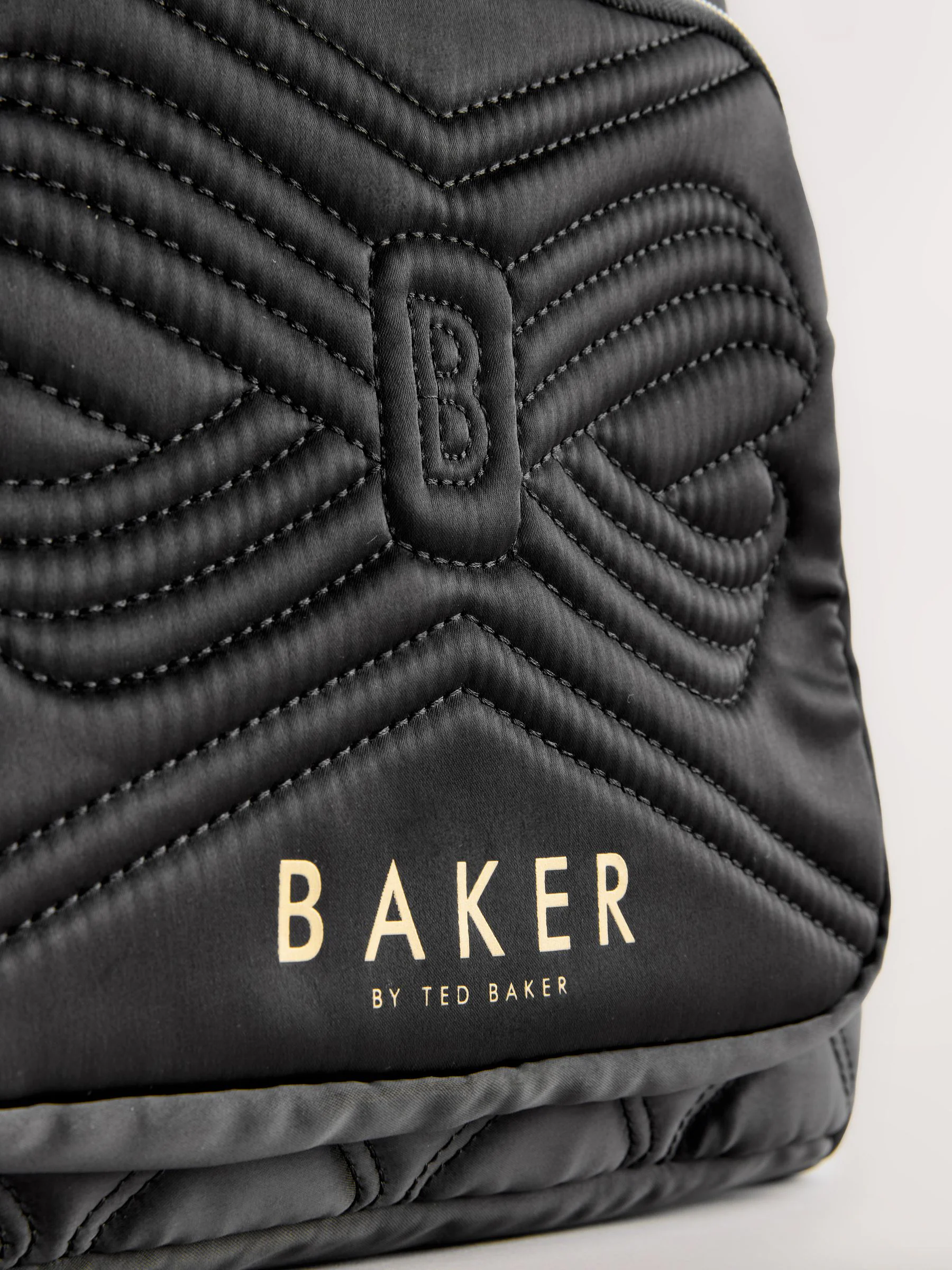 Baker by Ted Baker gewatteerde zwarte rugzak met strik en etui voor meisjes, voor de Back to School collectie