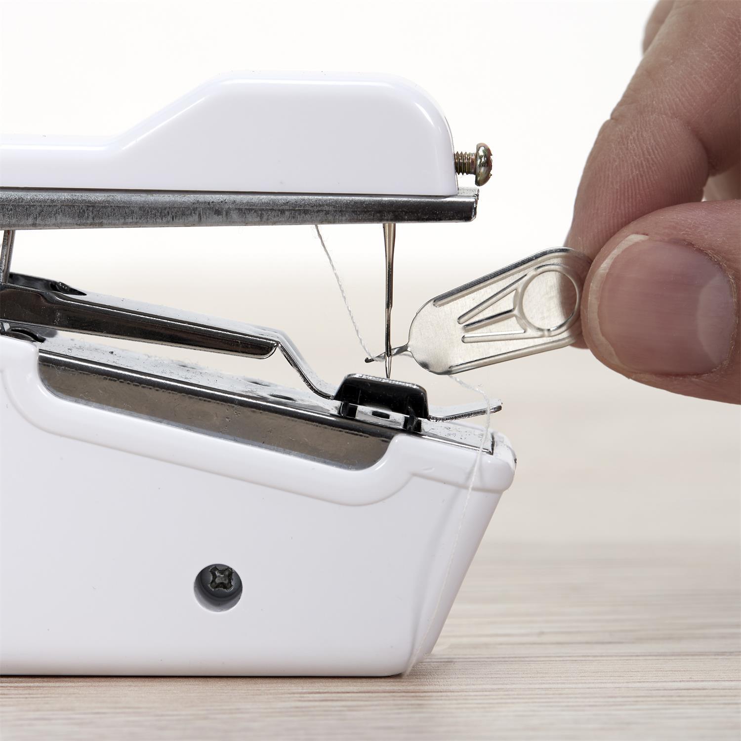 MACHINE A COUDRE PORTABLE