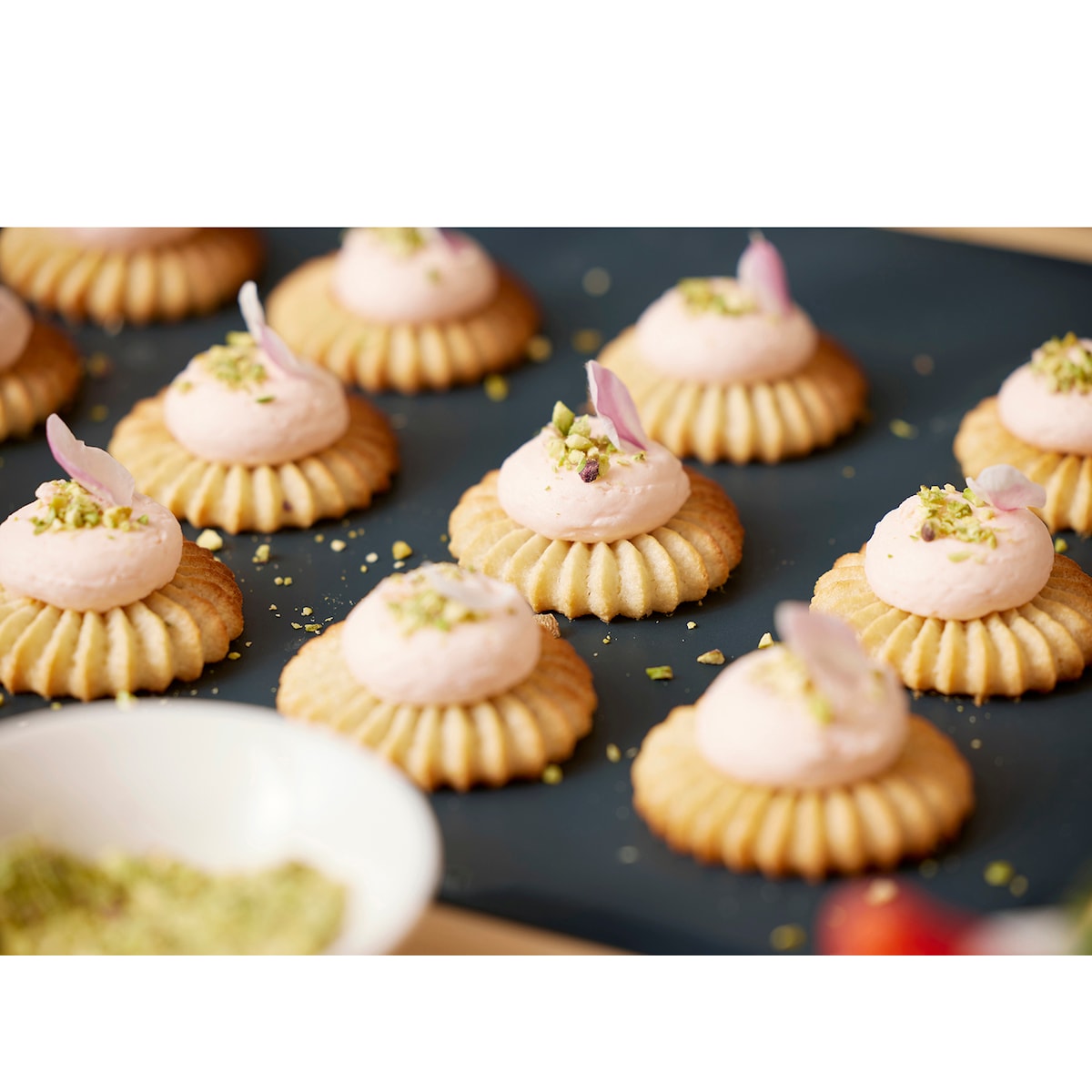 Blomsterbergs Baking sheet 30 x 40 cm Grey