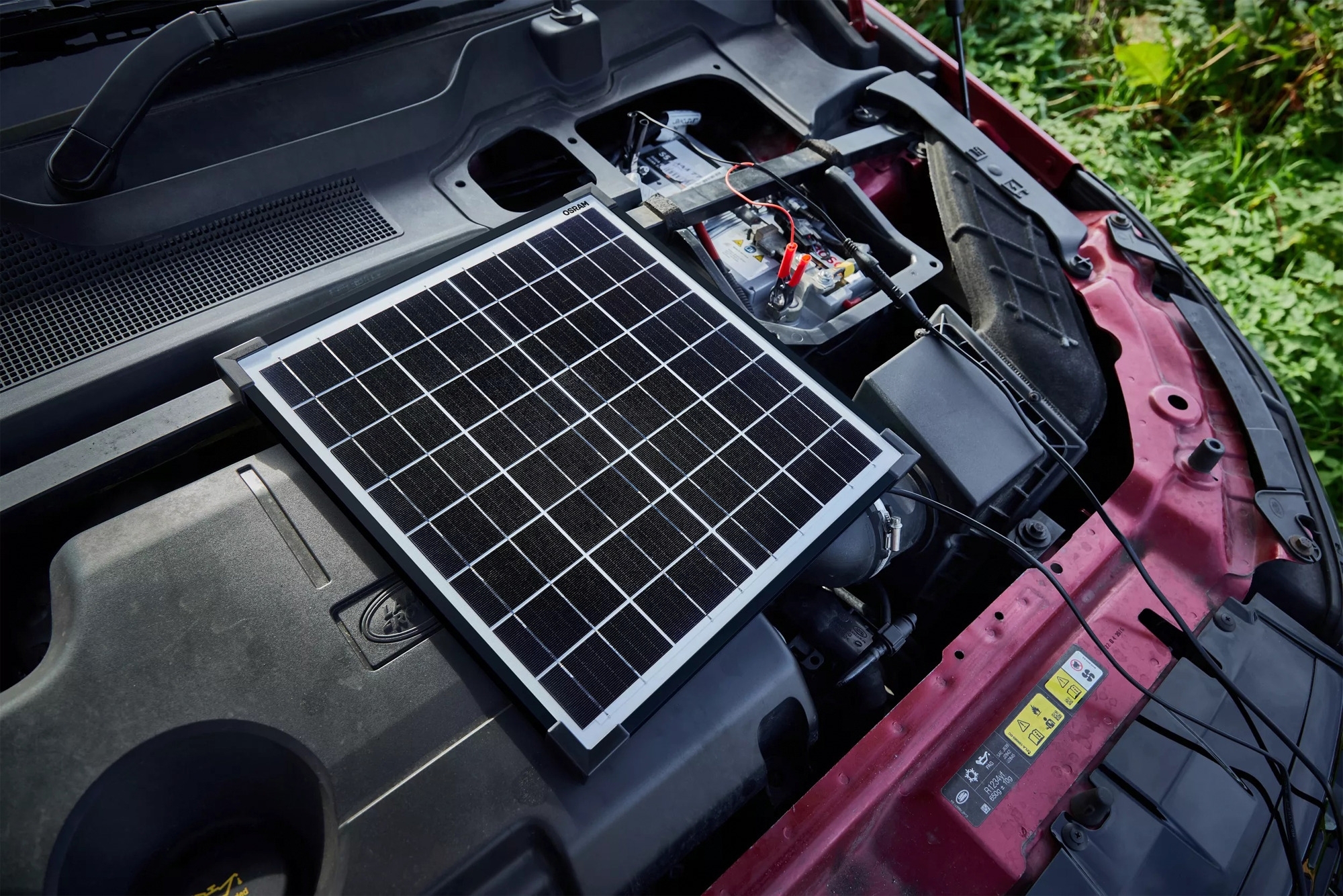 Osram Solarmodul für 12-Volt-Fahrzeuge BatteryChange Solar 20W OSP2000