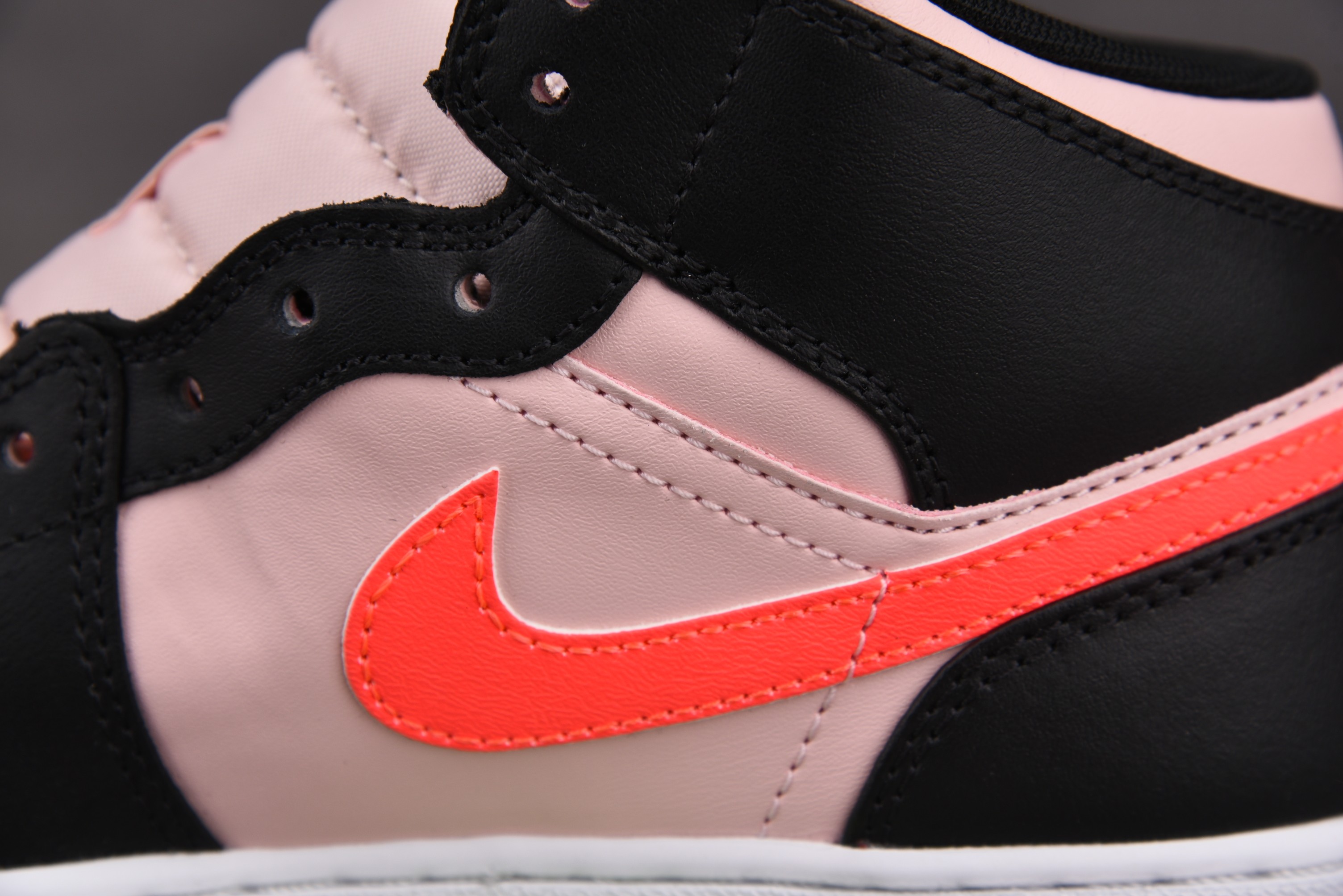 Jordan 1 Mid Atmosphere