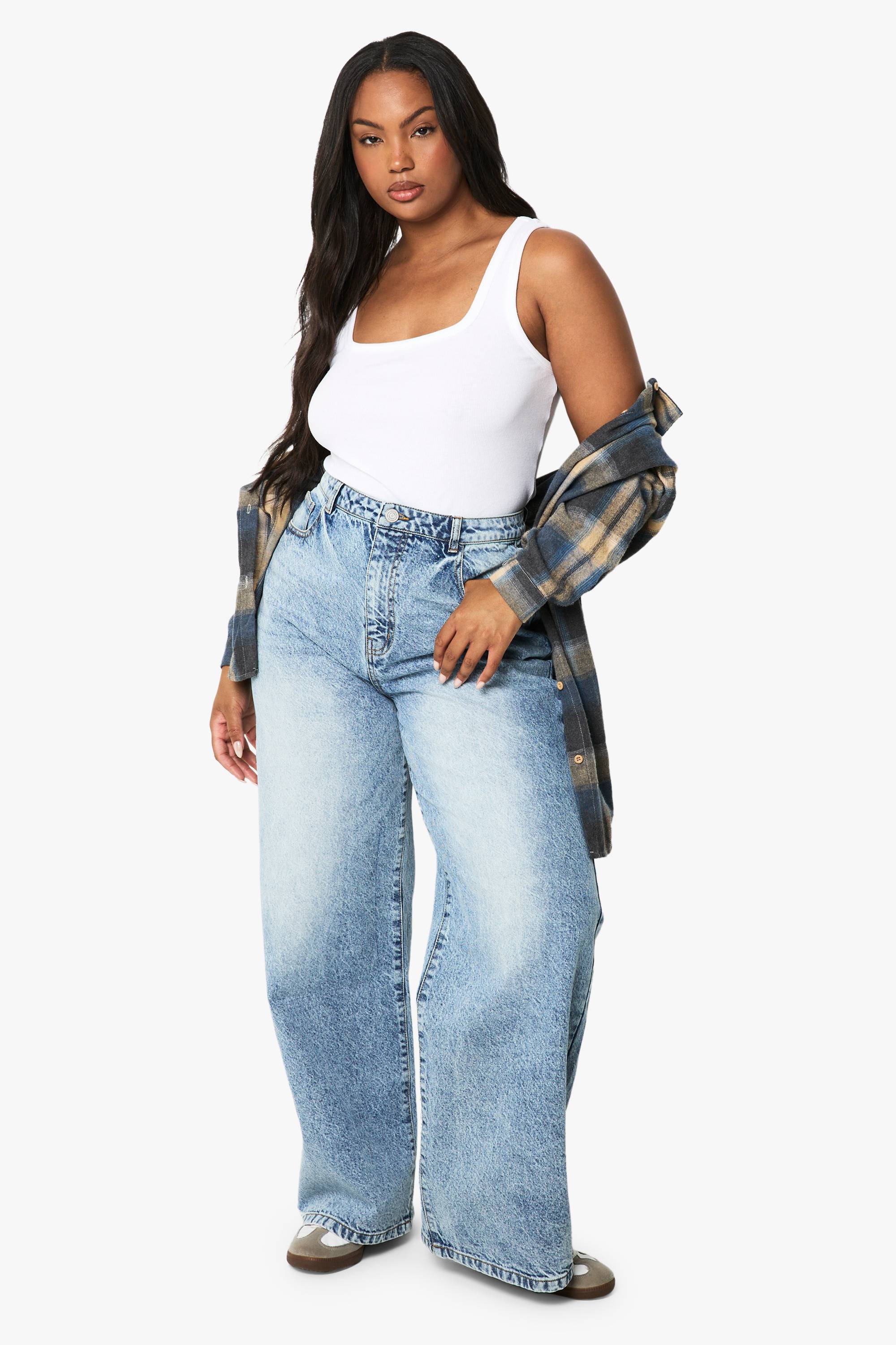 boohoo Boohoo Basics Plus Basics Jeans taille haute et jambes larges