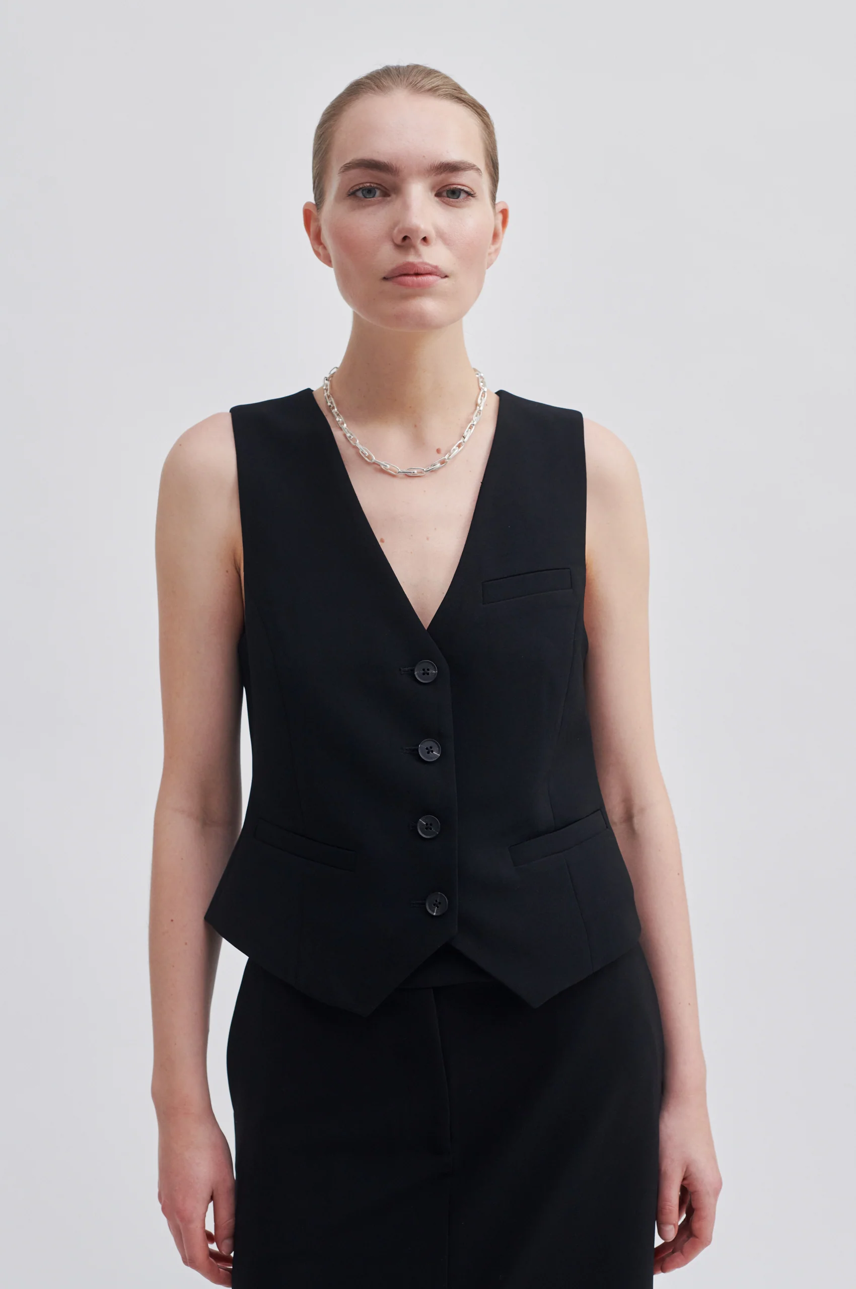 Second Female  Fique vest - sort