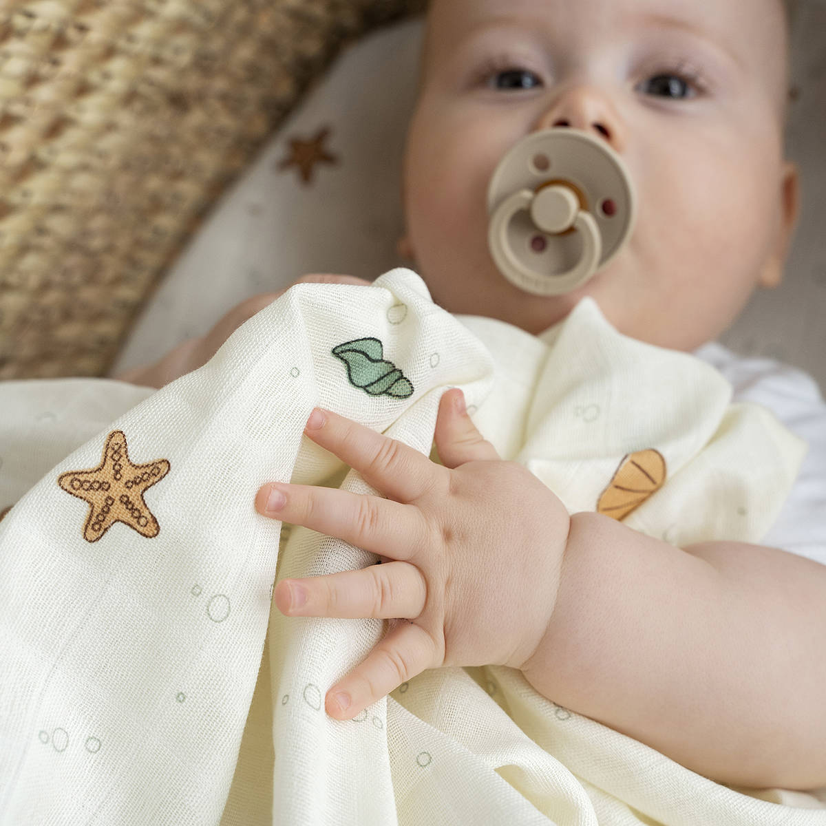 Done by Deer swaddle - set van 2 beige