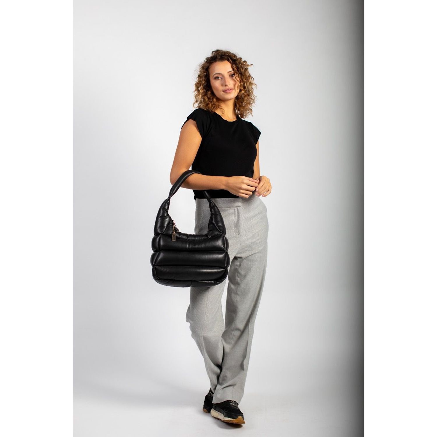 Chabo Donna Hobo black