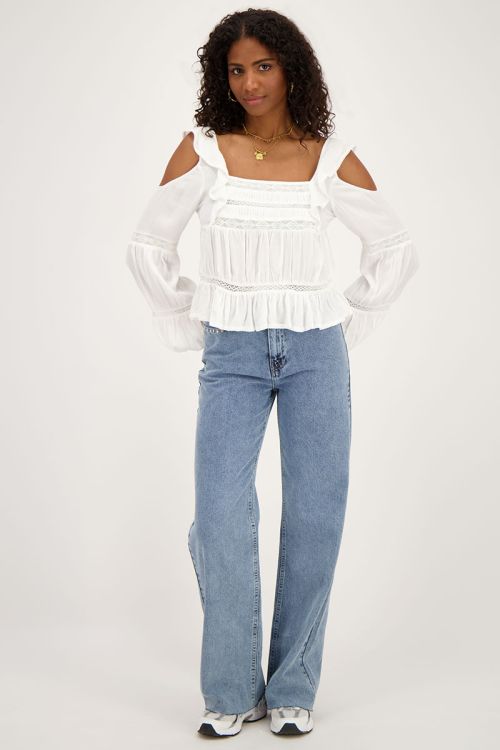 Witte top met lange mouwen met tapes en ruffles