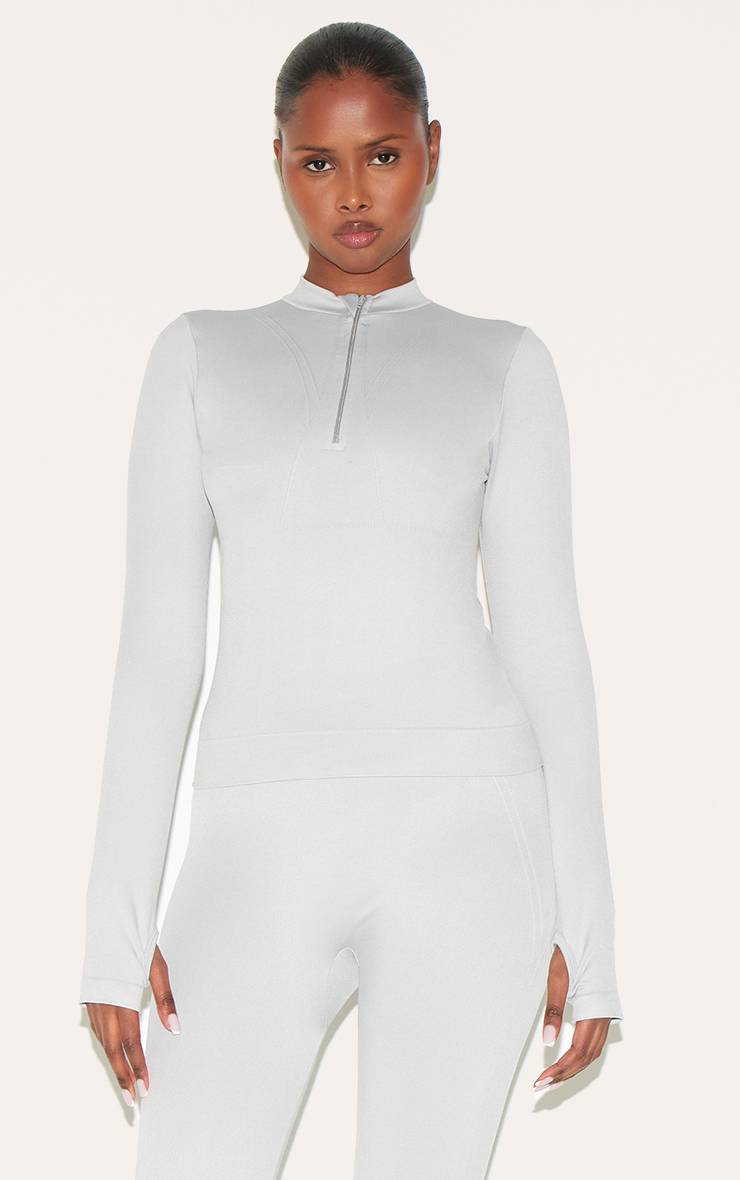 Gris Clair Veste Ajustée Sans Couture Avec Détails De Lignes