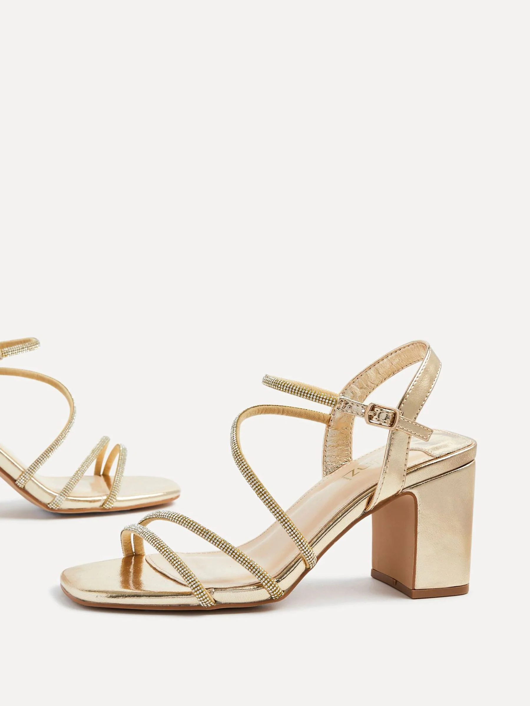 Goud - Linzi Kira sandalen met bandjes met stras en blokhak
