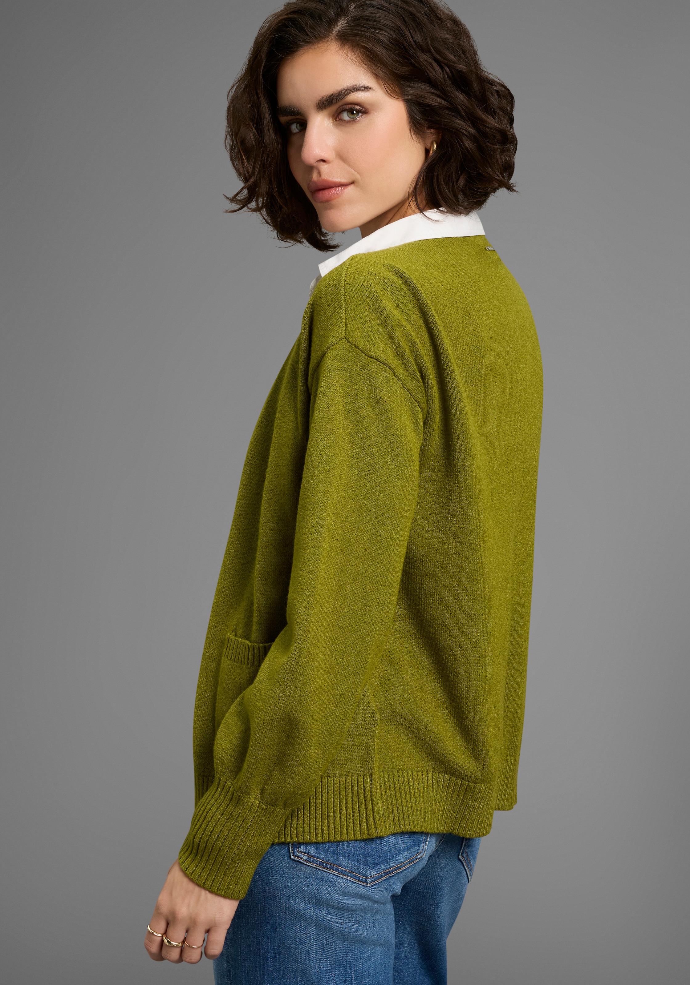 Laura Scott Strickjacke , softer Übergangsstrick in lässiger, offener Form