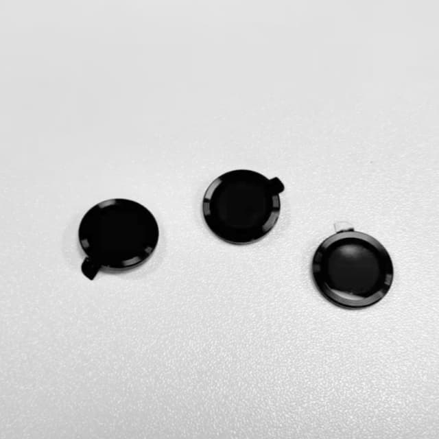 3-pak metal linsebeskytter til iPhone Sort iPhone 16 Pro/16 ProMax
