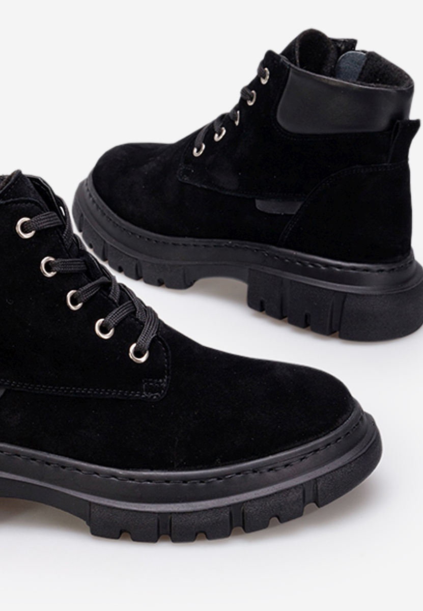 Bottines femme en cuir noires Aiqua