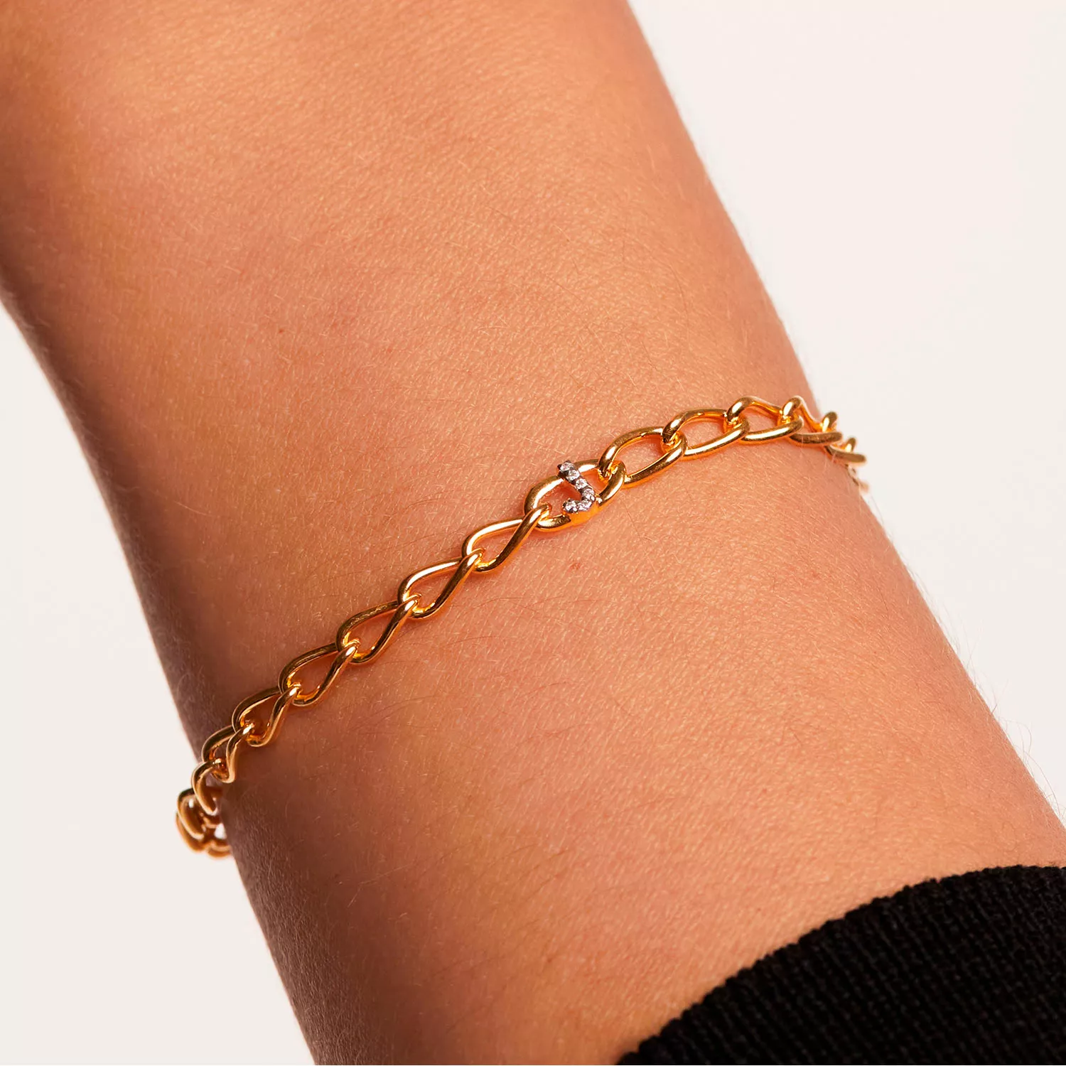 PDPAOLA Letter J Armbånd 18 kt. Forgyldt Sølv PU01-547-U