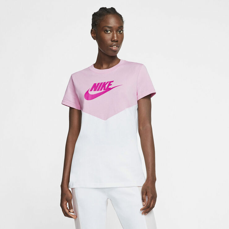 Nike Sportswear Heritage T-shirt Pink
