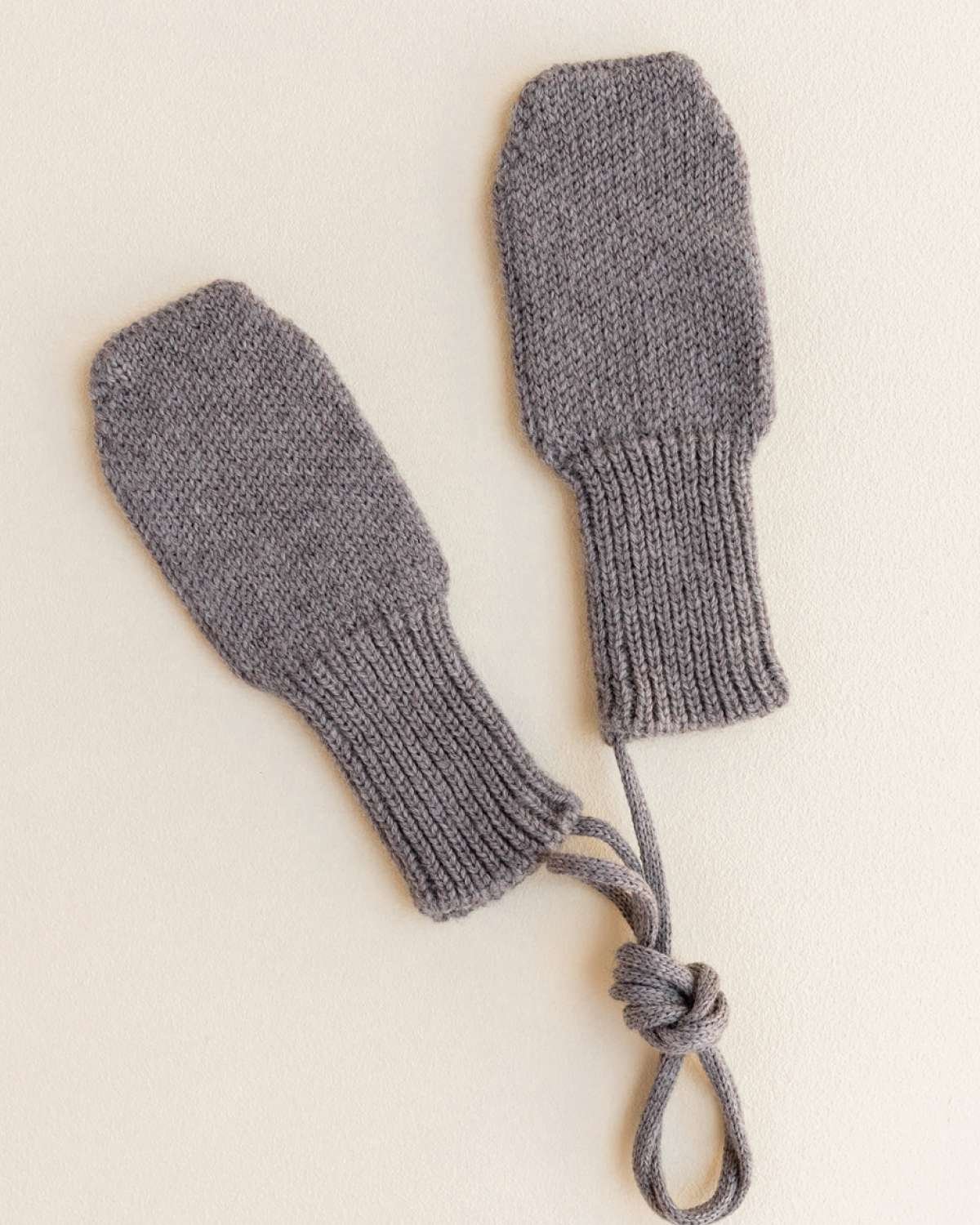 Ullvotter – 100% Merino, Ubehandlet – Onesize 0-2år | Fiza