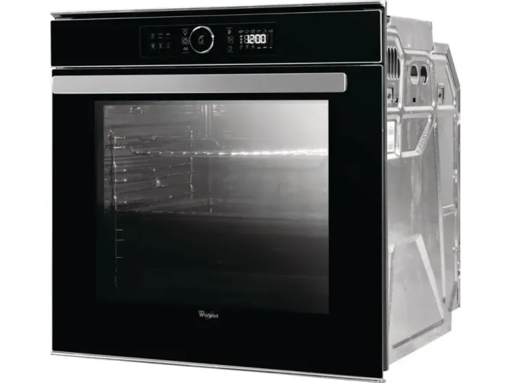 Whirlpool AKZM 8480 NB med 6. SENSE-TEKNOLOGI og PYROLYSE