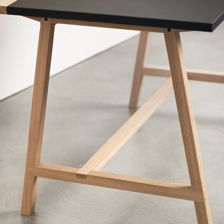 Andersen Furniture - Schreibtisch D1, eiche / grau