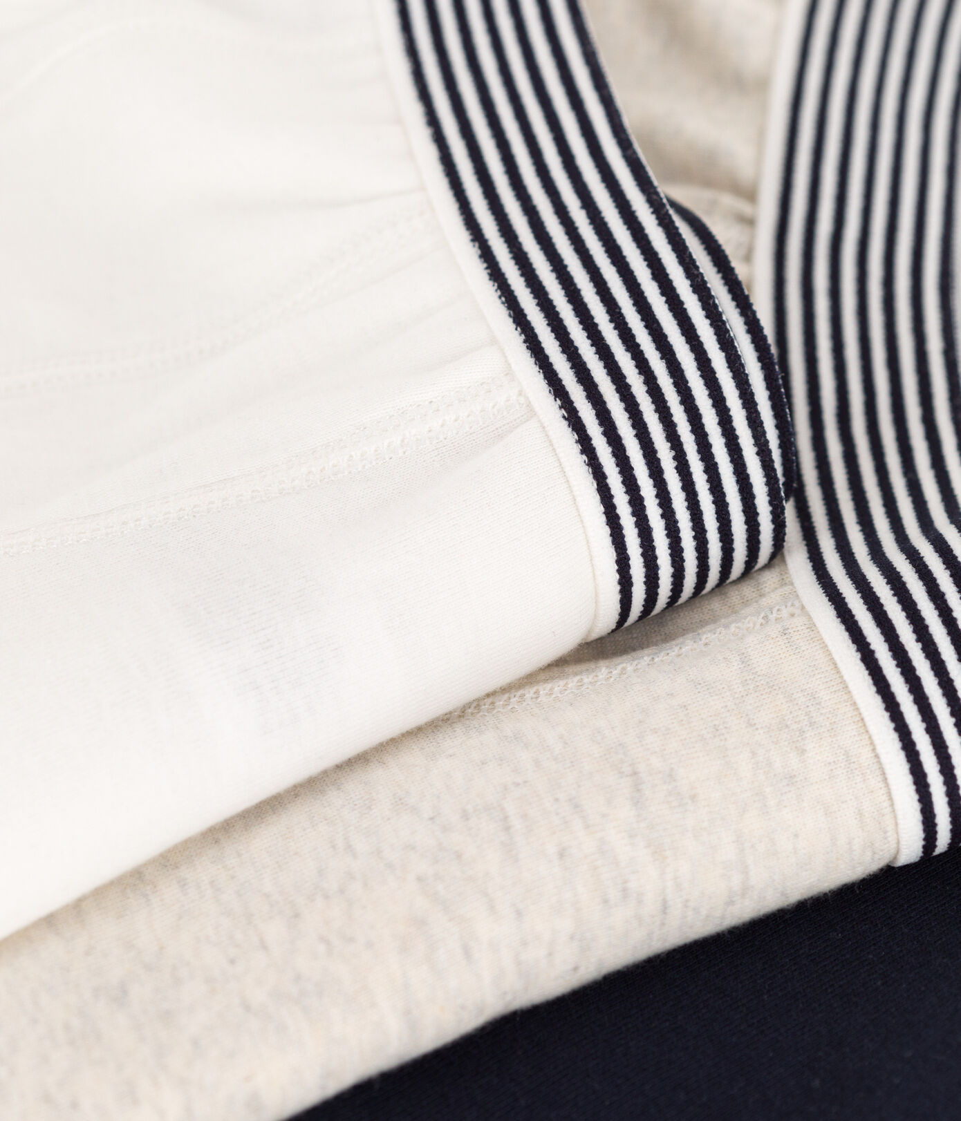 Lot de 3 boxers unis en coton petit garçon