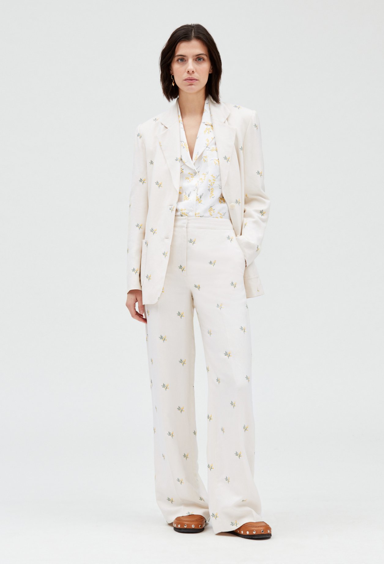 Veste tailleur broderie mimosa