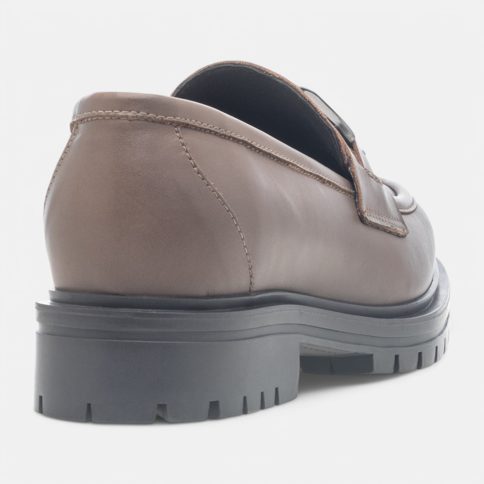 Mocassins Femme en cuir taupe