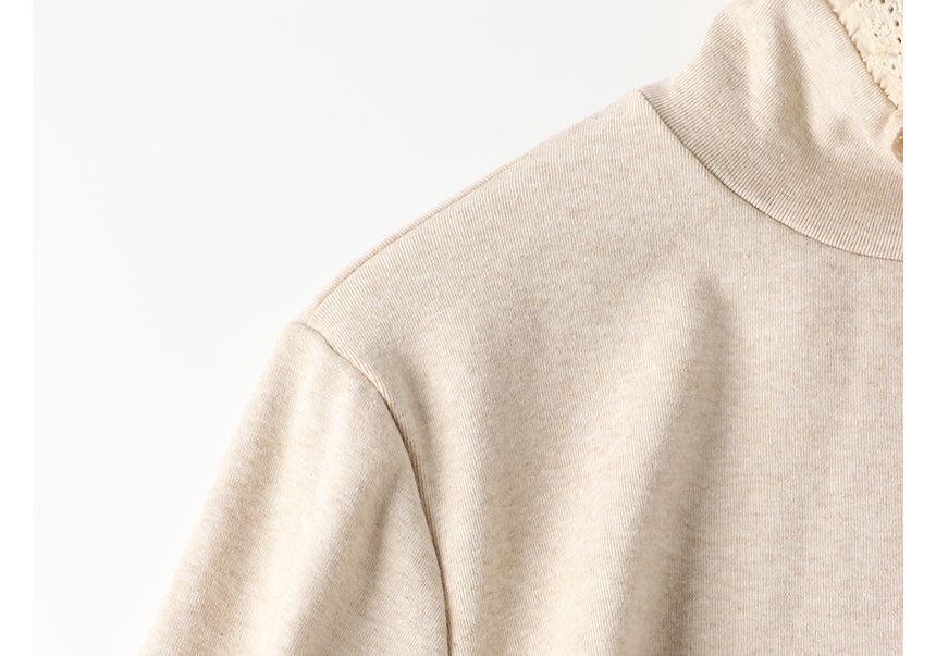 CosmoCorner - T-shirt met lange mouwen en kanten paneel en mock neck
