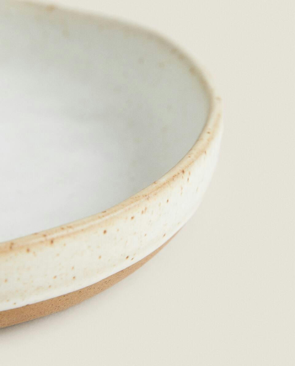 TIGELA COM DESIGN EM RELEVO