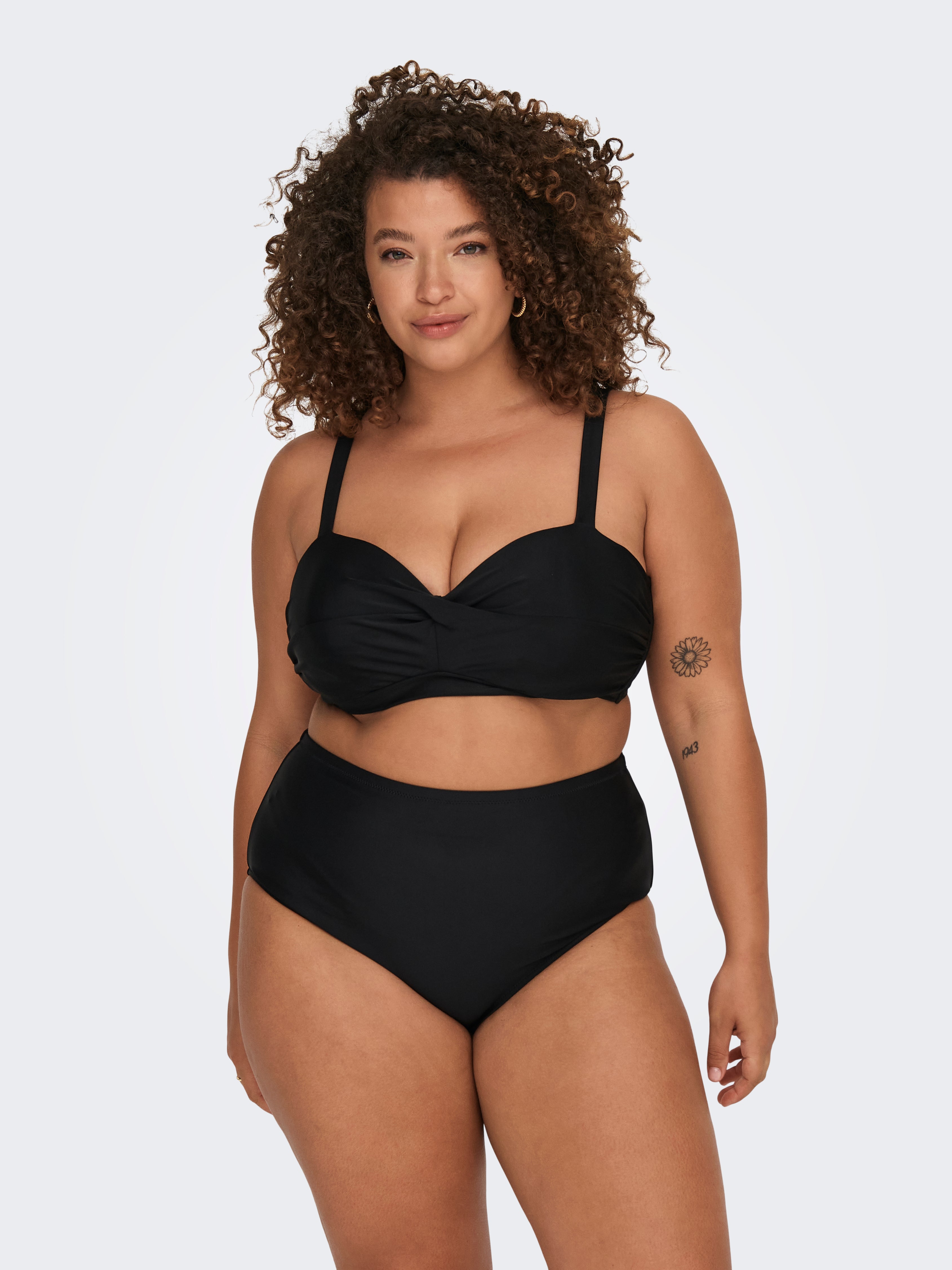 CARSOPHIA Bikini-Oberteil Black