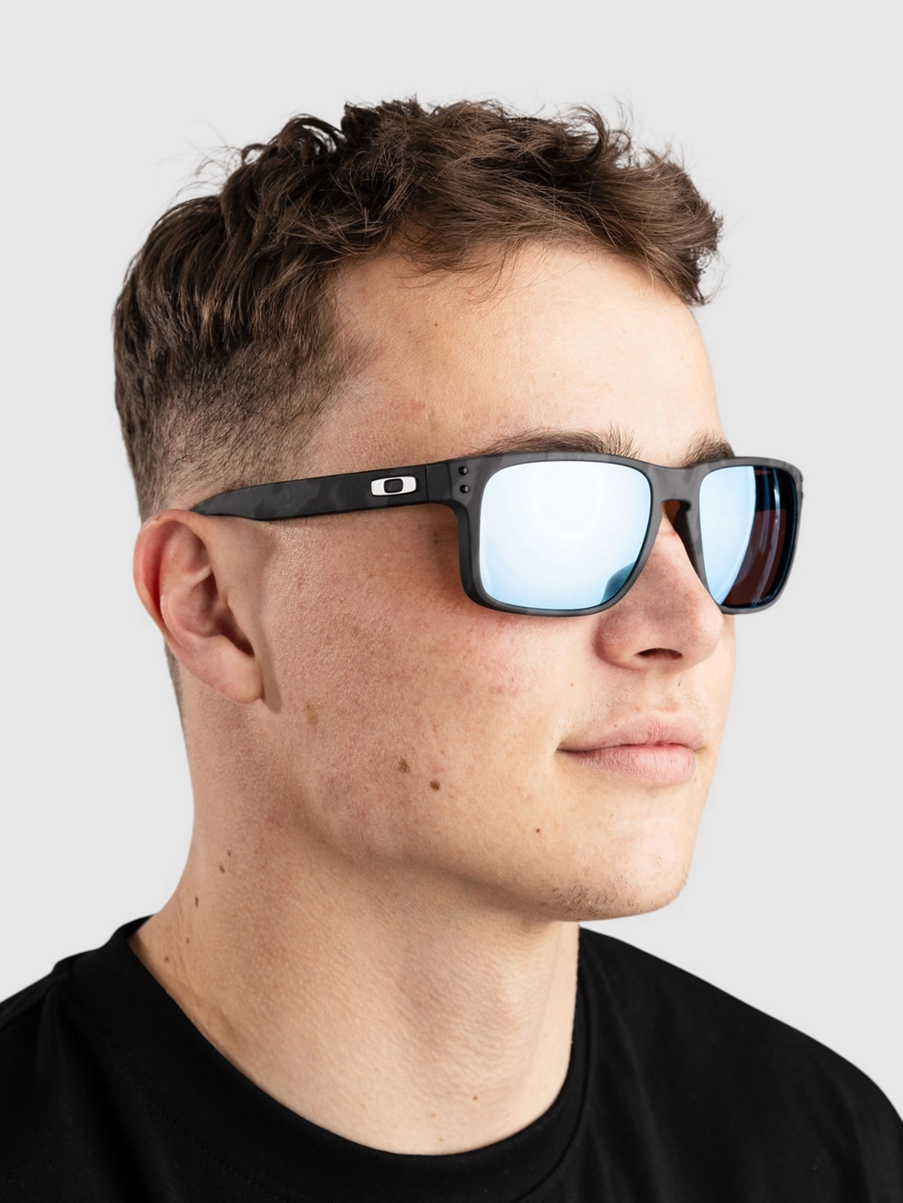 Oakley Holbrook Matte Black Camo Sunglasses prizm deep water polarize