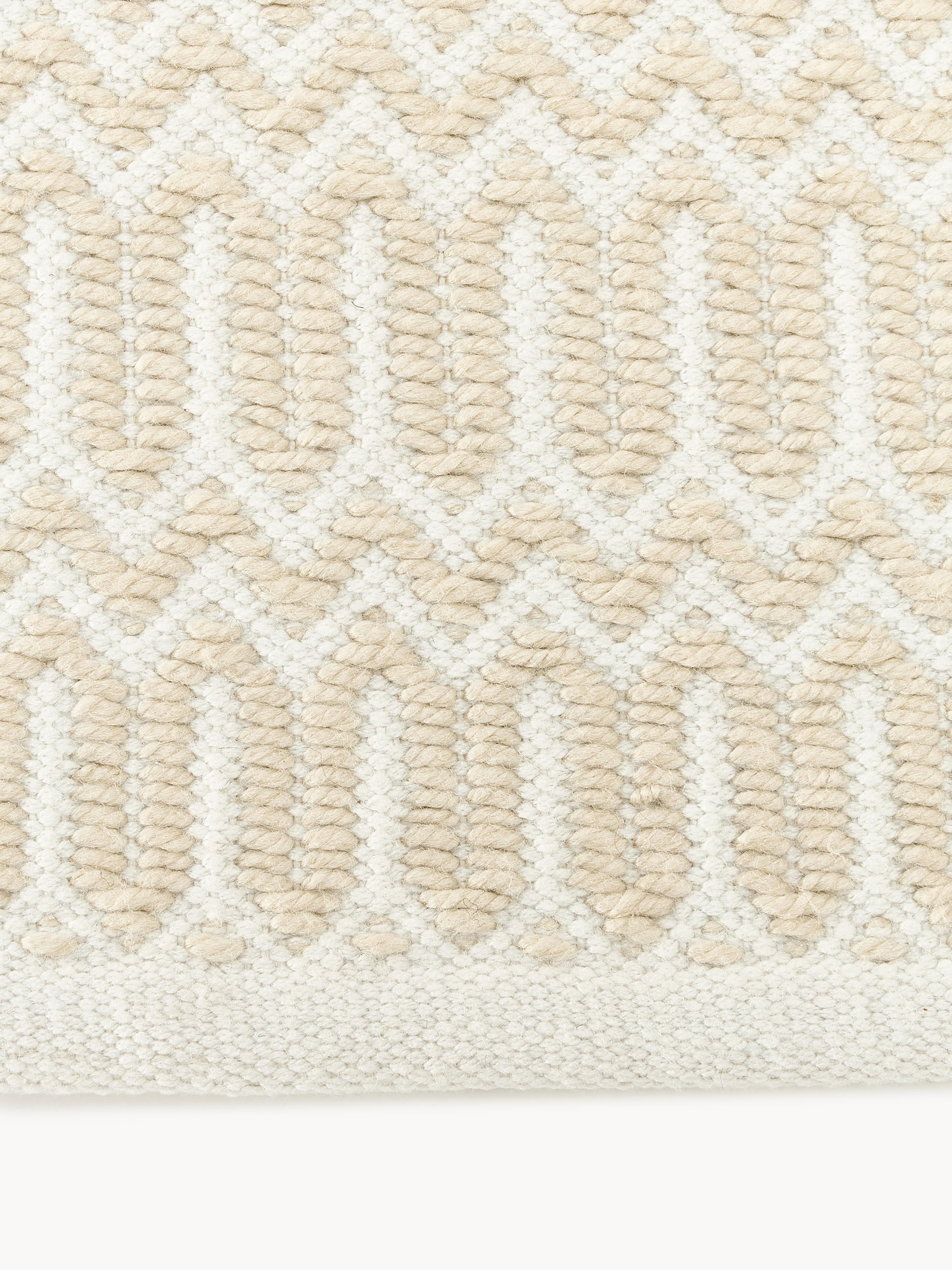 Handgeweven in- & outdoor loper Rune met geometrisch patroon
