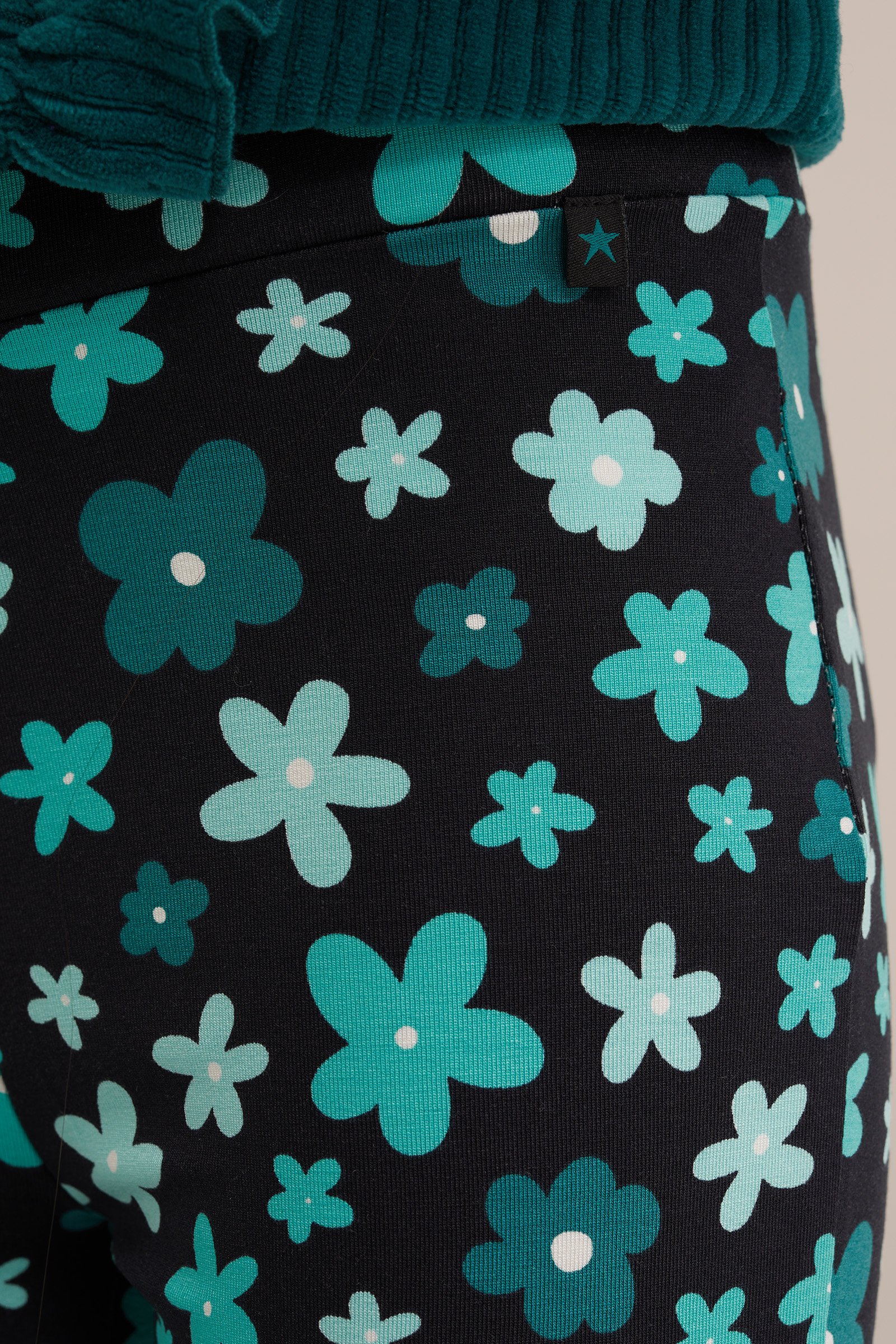 Meisjes flared legging met dessin WE Fashion Mintgroen