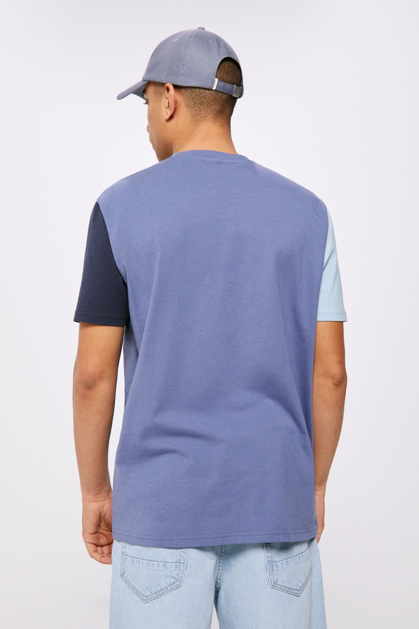 Camiseta color block - azul médio