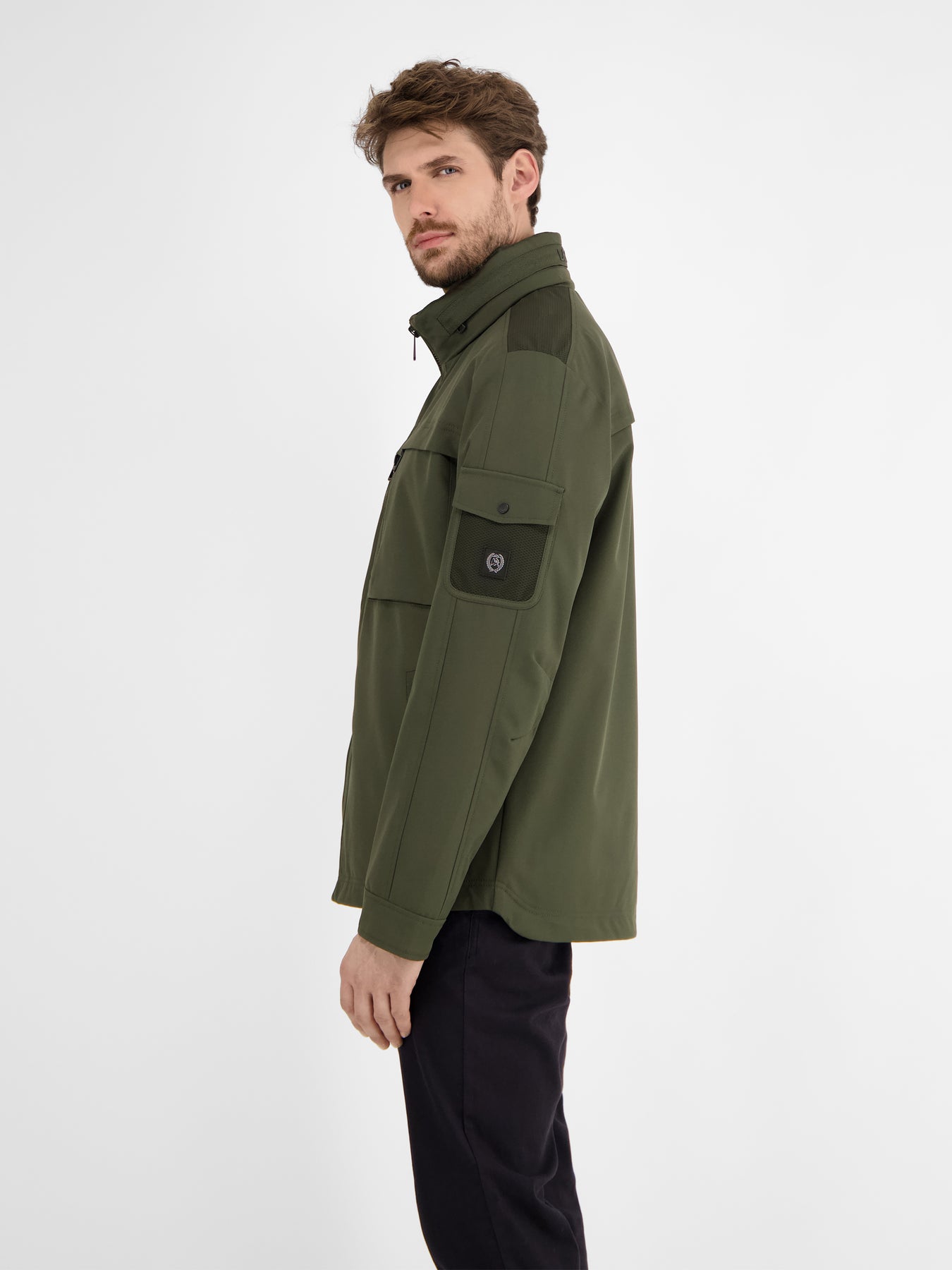 Outdoor-Funktionsjacke in Tech-Shellfabric, atmungsaktiv, wasser- und windabweisend