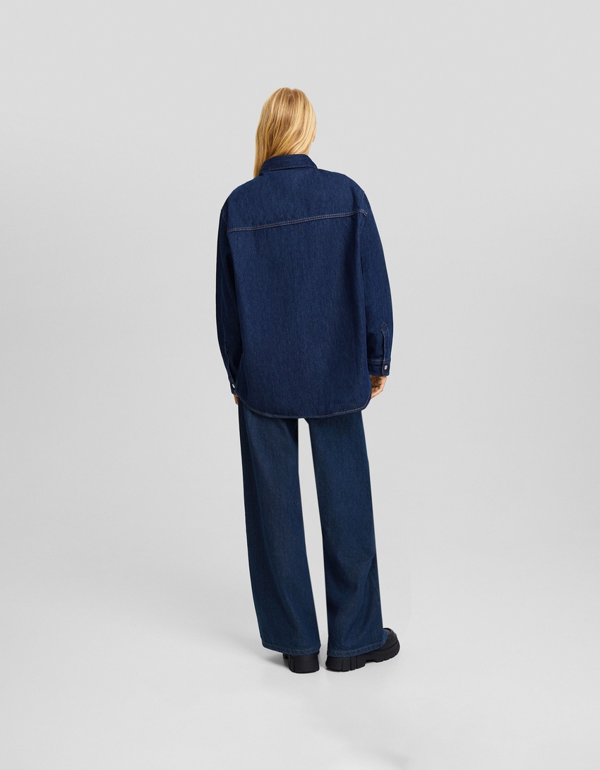 calça jeans de perna larga