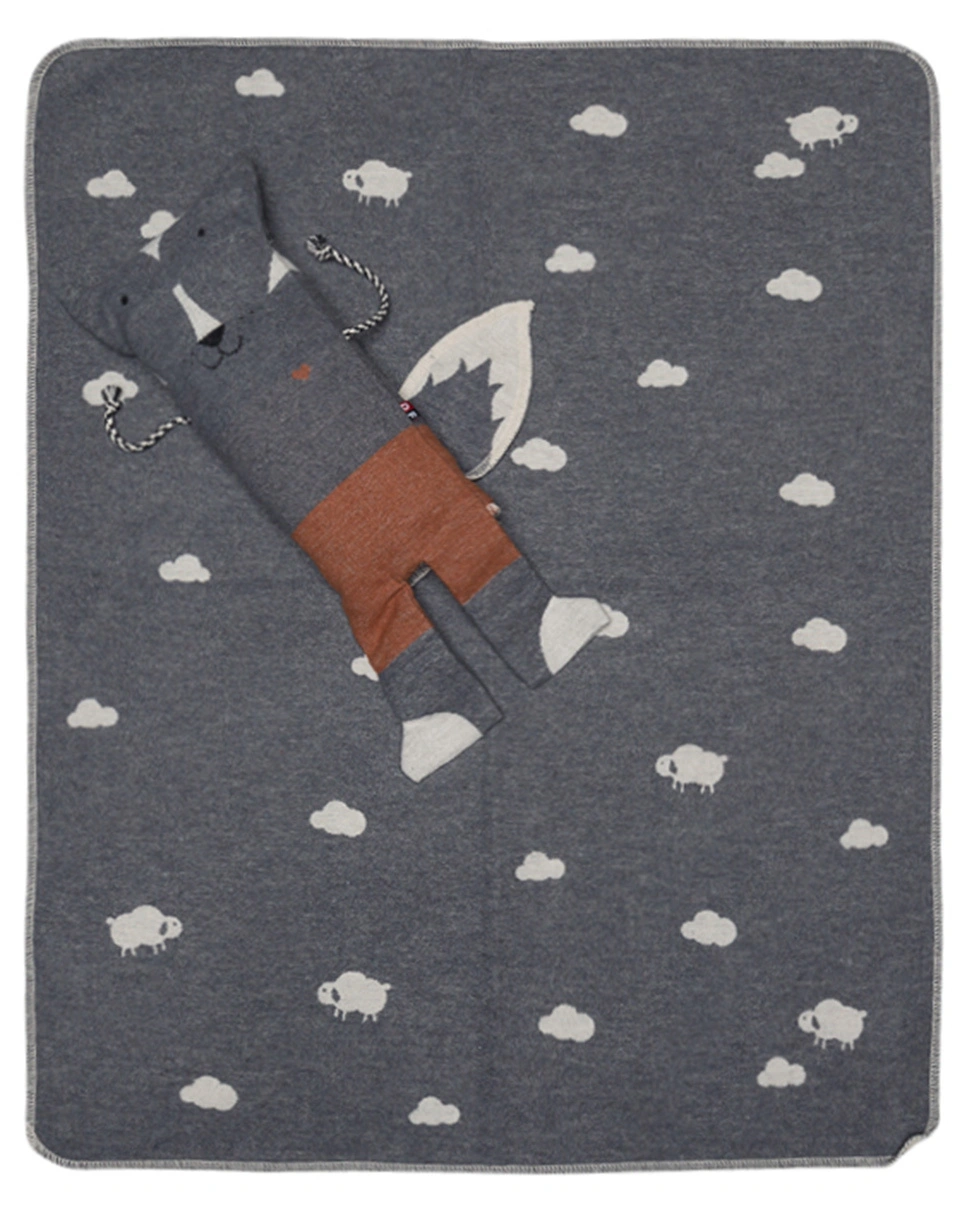 Schmusedecke WOLF (90x70) in grau