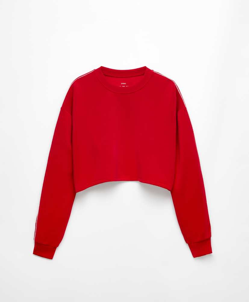 Blusa cropped de modal com aplique lateral