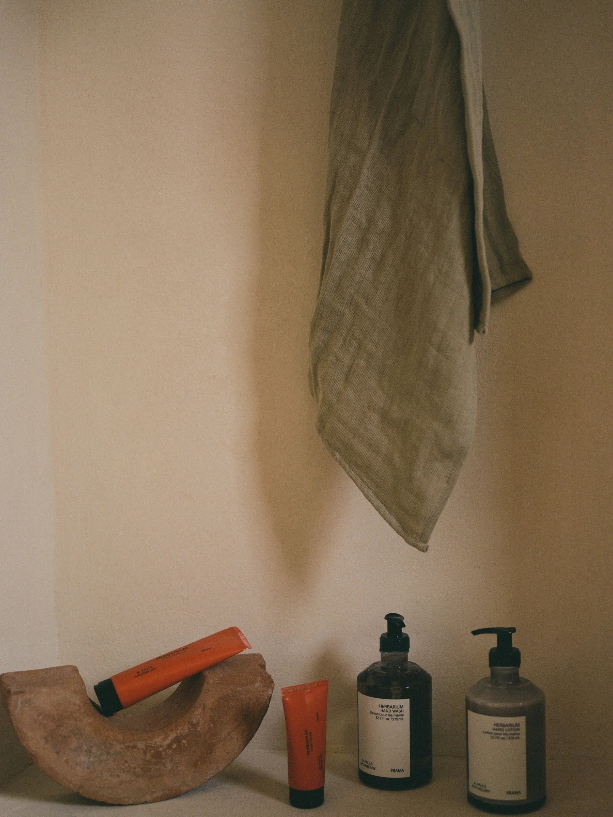 Cadeauset Herbarium (oranje, jeneverbes, roos & ho hout), 2-delig