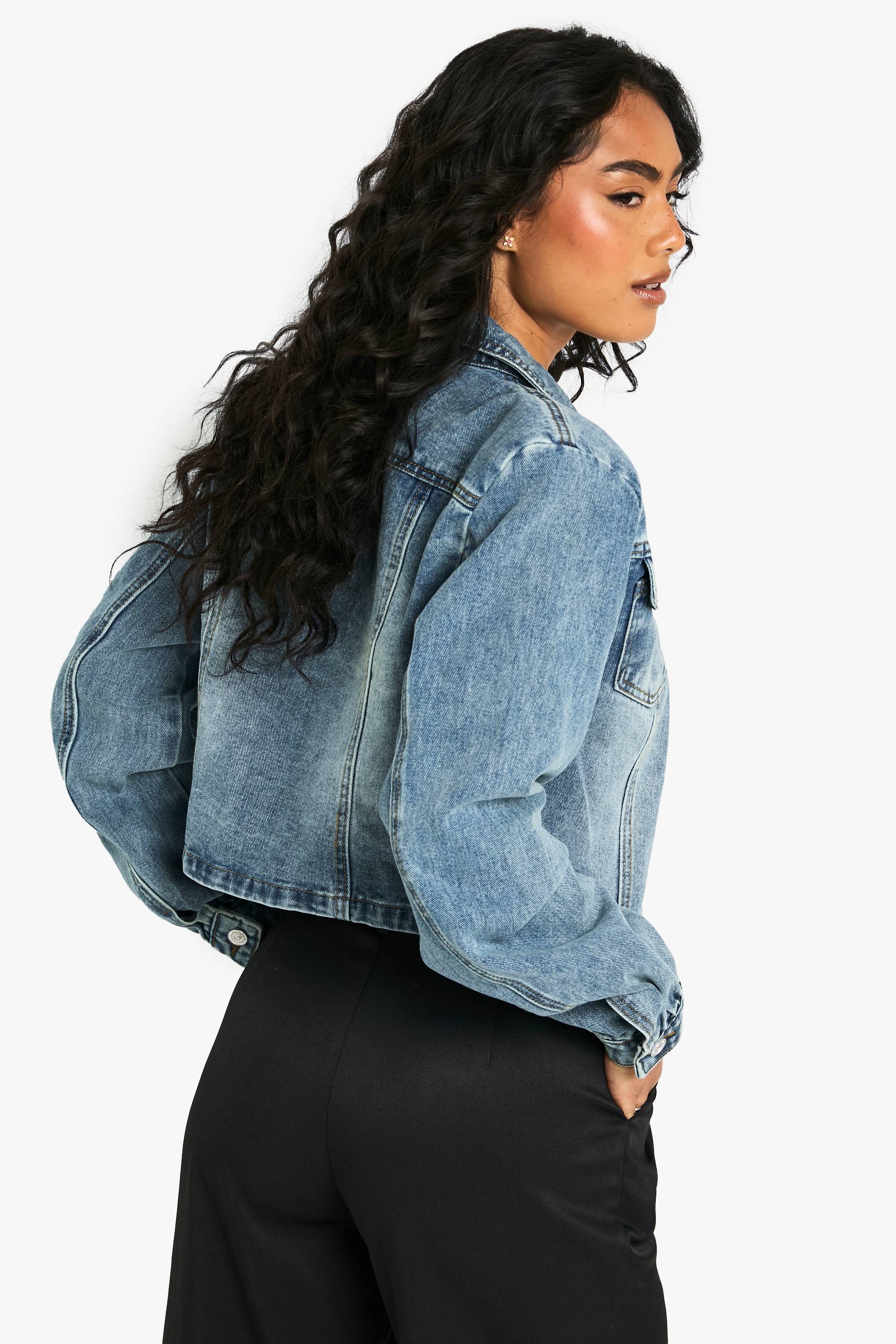 boohoo Veste en denim à détails d'épaulettes