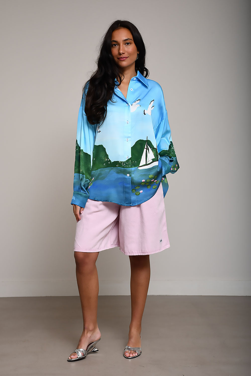 Penny sailing top