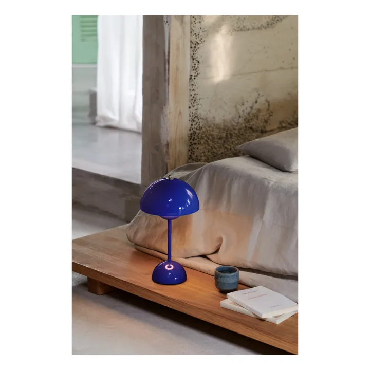 & Tradition Lampe à poser portative Flowerpot VP9, Verner Panton | Bleu