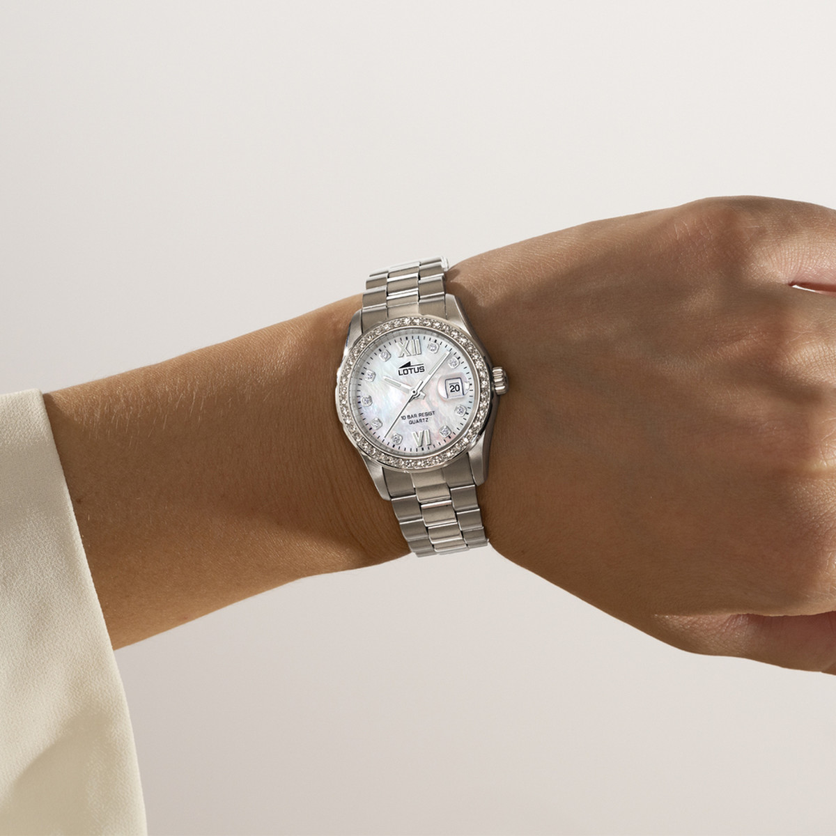 Montre LOTUS freedom collection femme bracelet acier argent