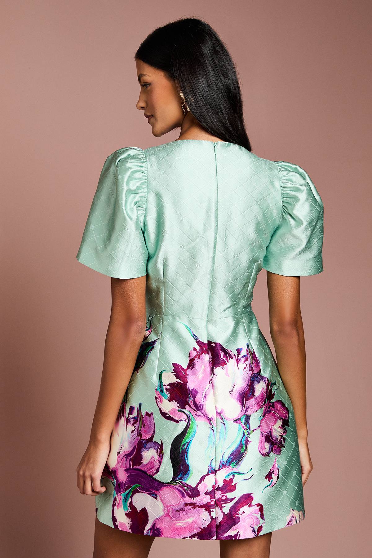 Coast Petite Robe Courte à Imprimé Placement avec Détails Nœuds