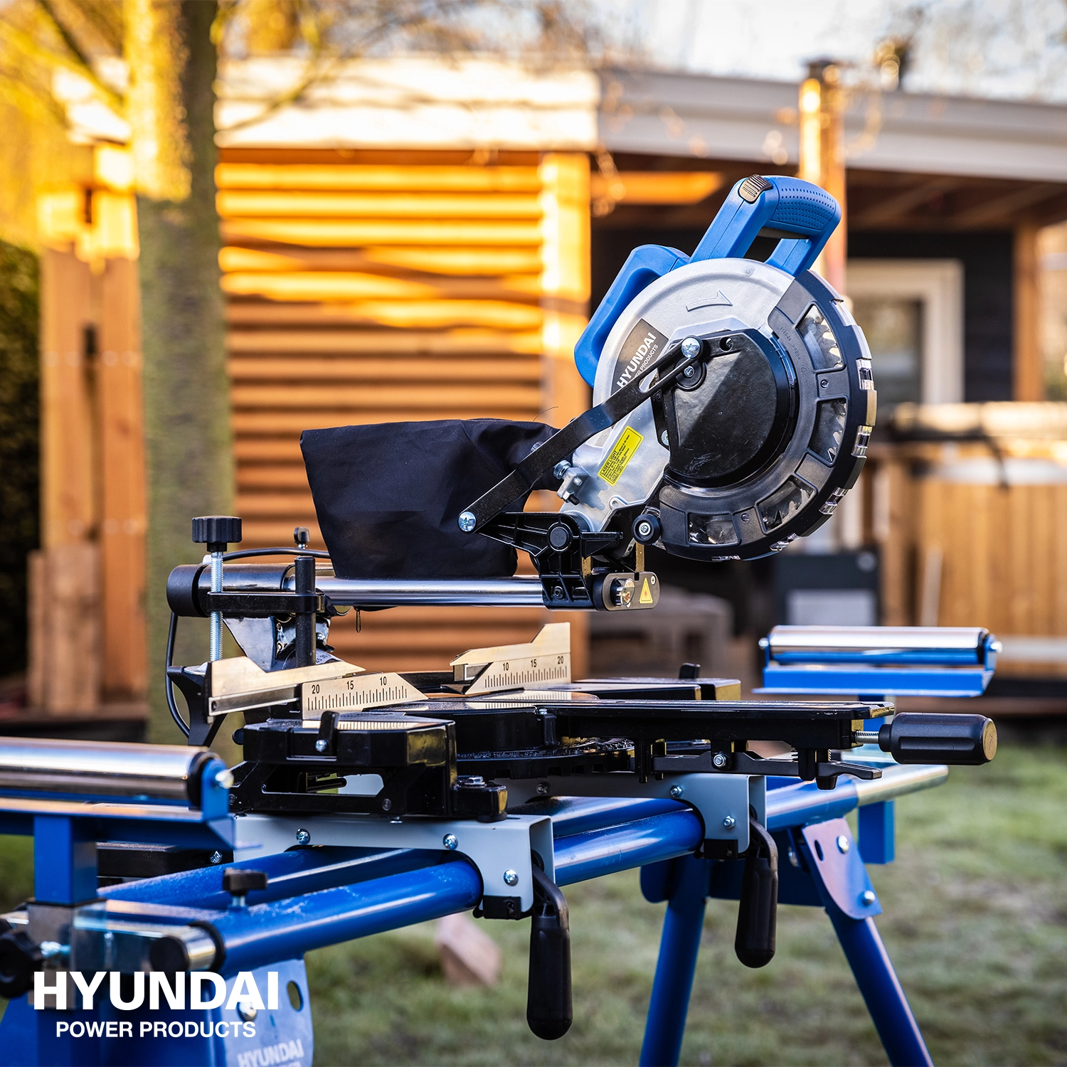 Hyundai 56255 Radiaal afkortzaag - 1700W - 216mm