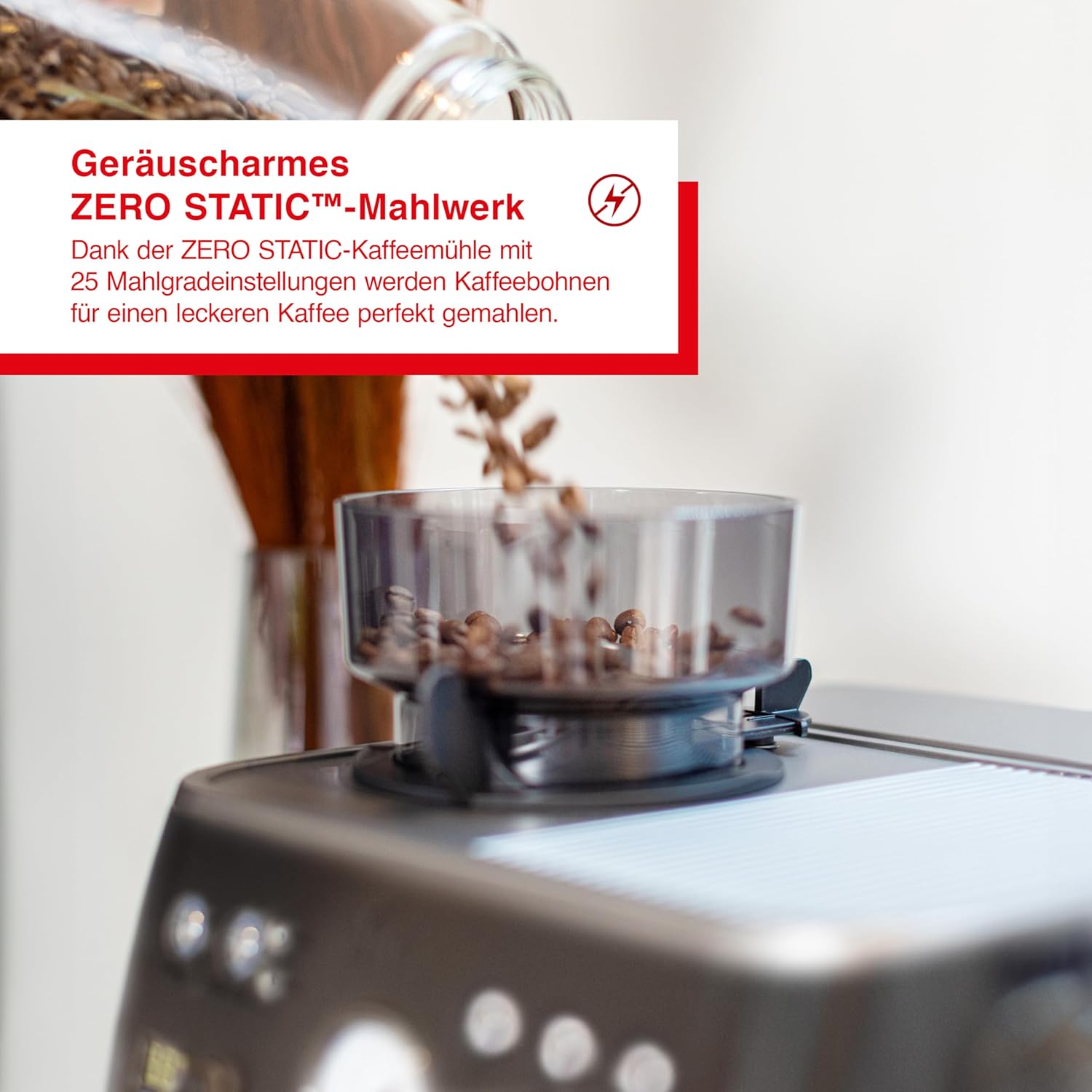 Solis Grind & Infuse PERFETTA Espressomaschine, Kaffeemaschine mit Mahlwerk und Milchaufschäumer, Halbautomatische Kaffeemaschine mit abnehmbaren Wassertank, Heißwasser- und Dampffunktion (Schwarz)
